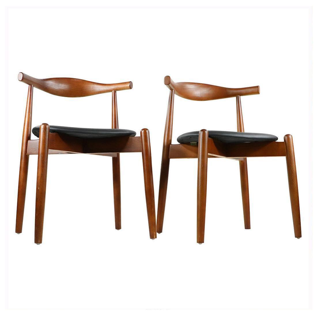 2 Hans Wegner Style Walnut Side Chairs - Later Edition (1 of 8)
