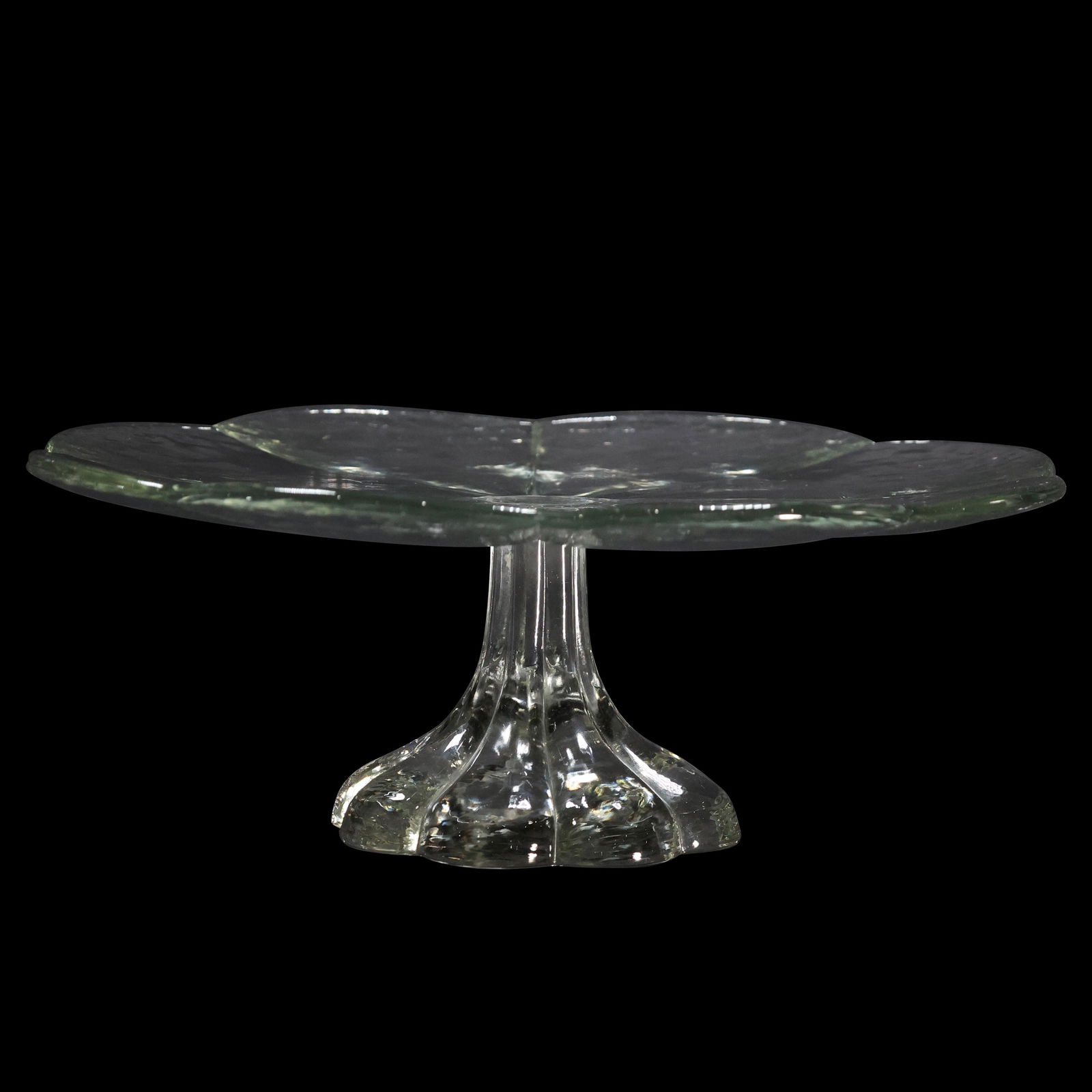 Vintage Glass Flower Petals Pedestal Cake Stand: Vintage Glass Flower Petals Pedestal Cake Stand. between 4.5 x 12.5