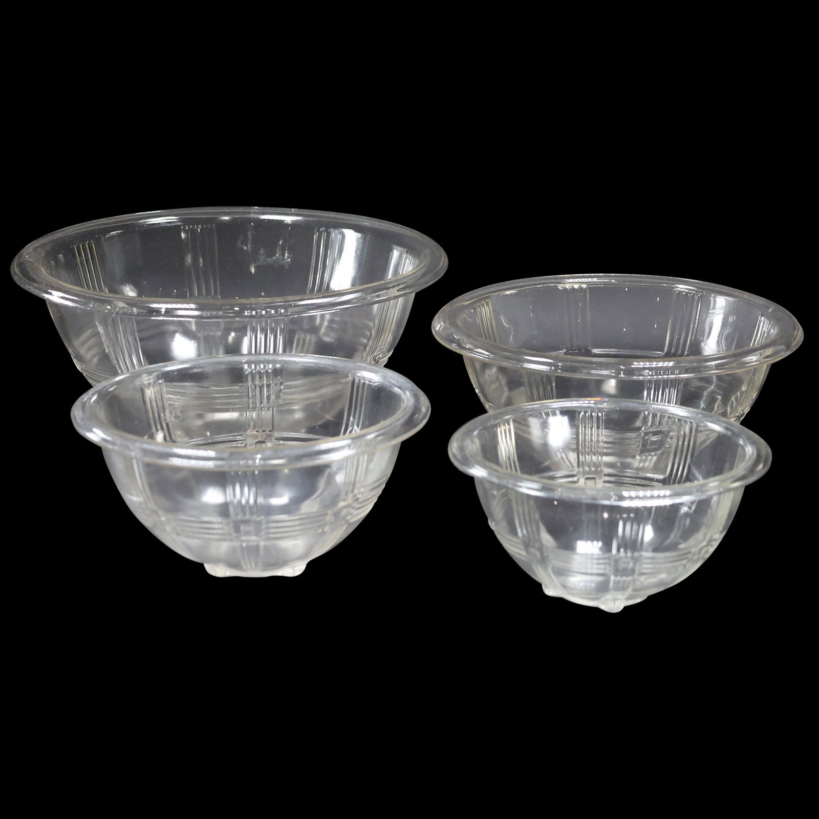 Set 4 Depression Era Nest of Glass Mixing Bowls (1 of 7)