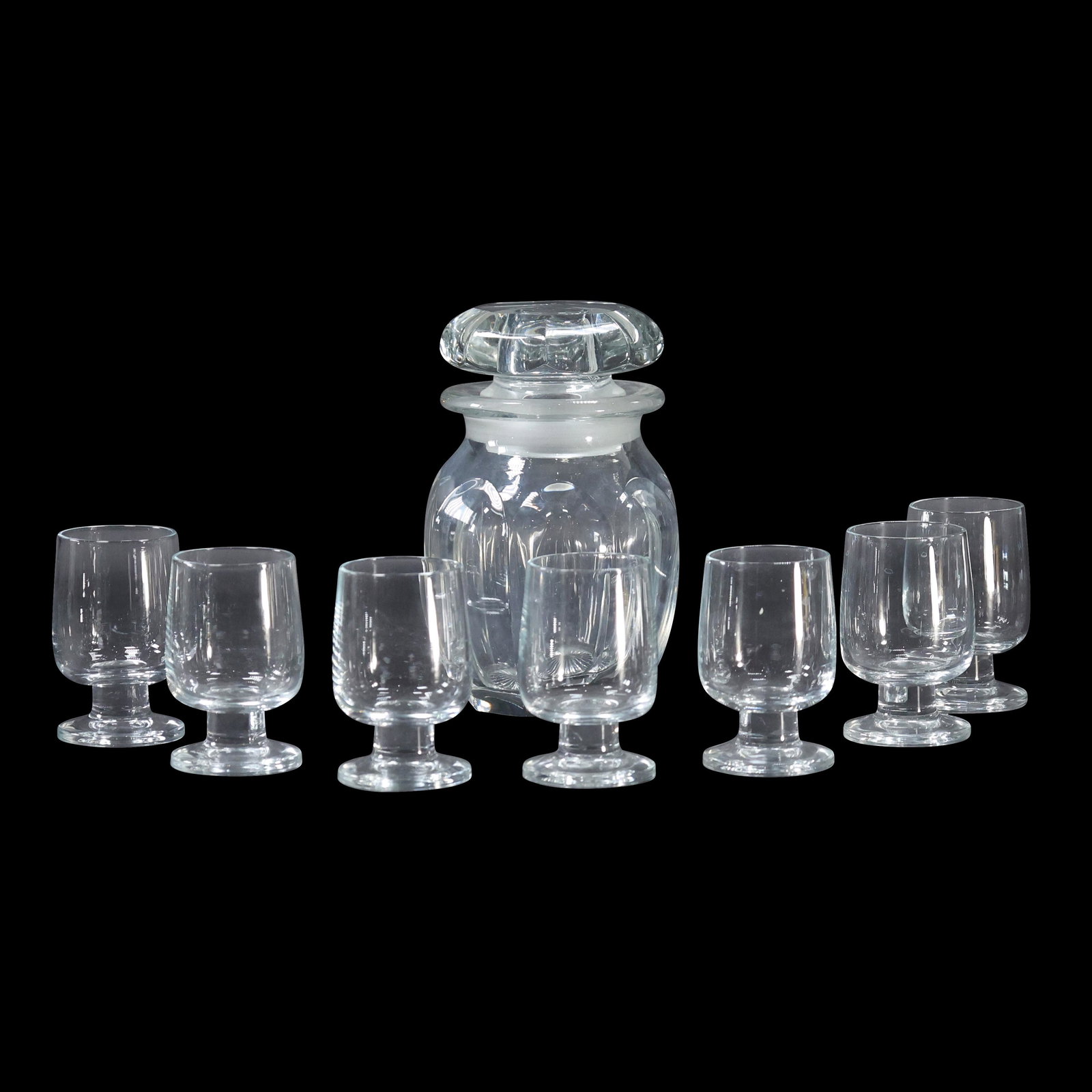 7 Stem Cocktail Glasses and Covered Jar (1 of 6)