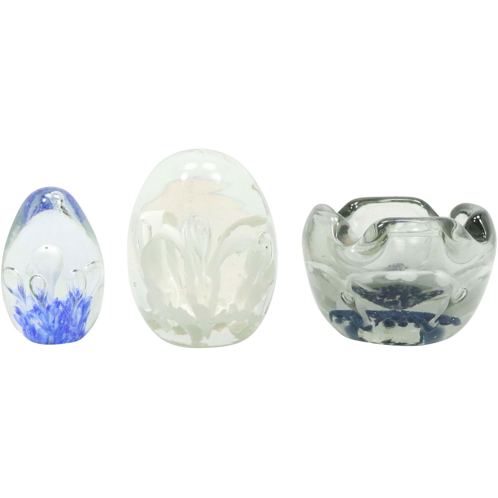 [3] Murano Art Glass Paperweights Internal Flowers (1 of 15)