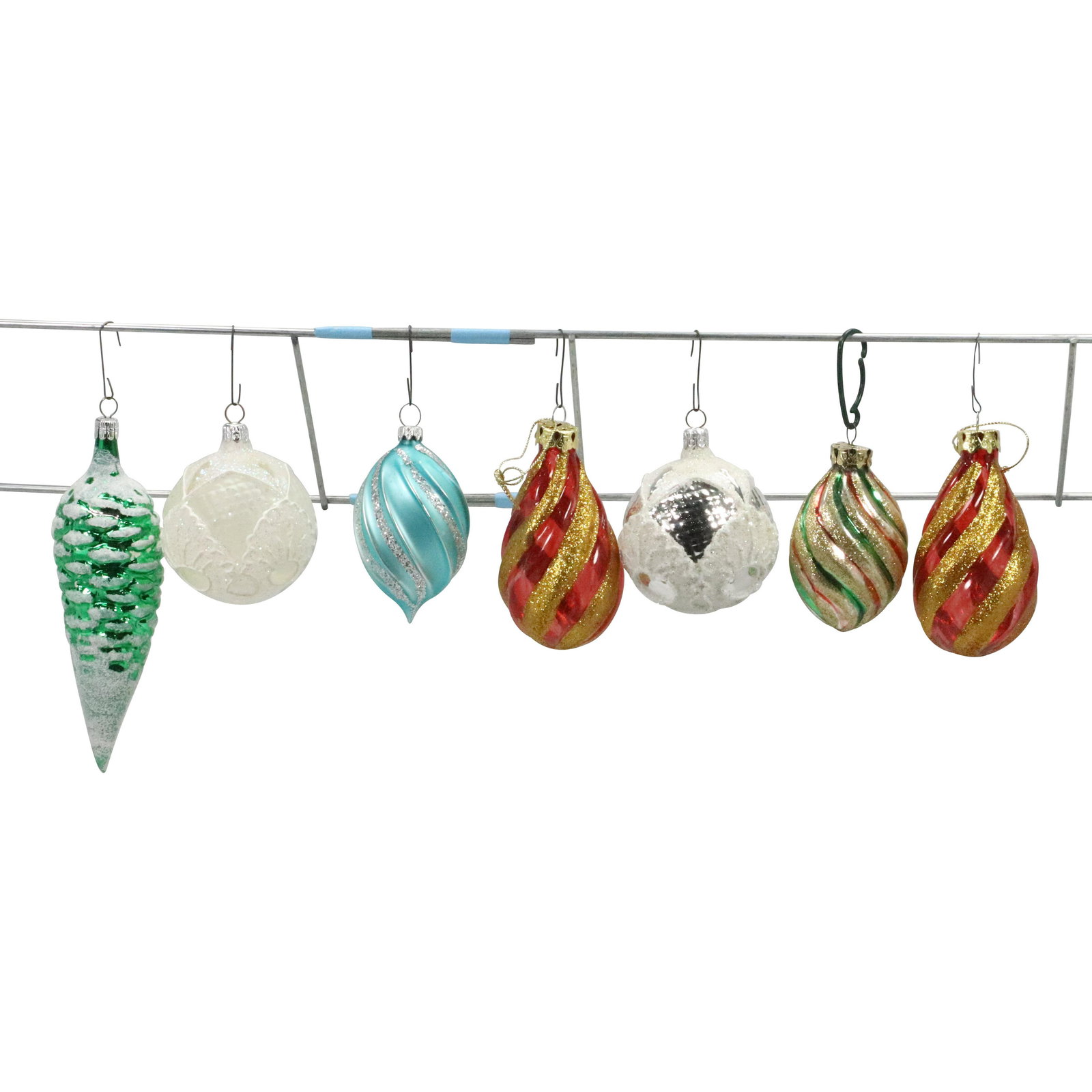 7 Assorted Vintage Glass Christmas Ornaments (1 of 20)