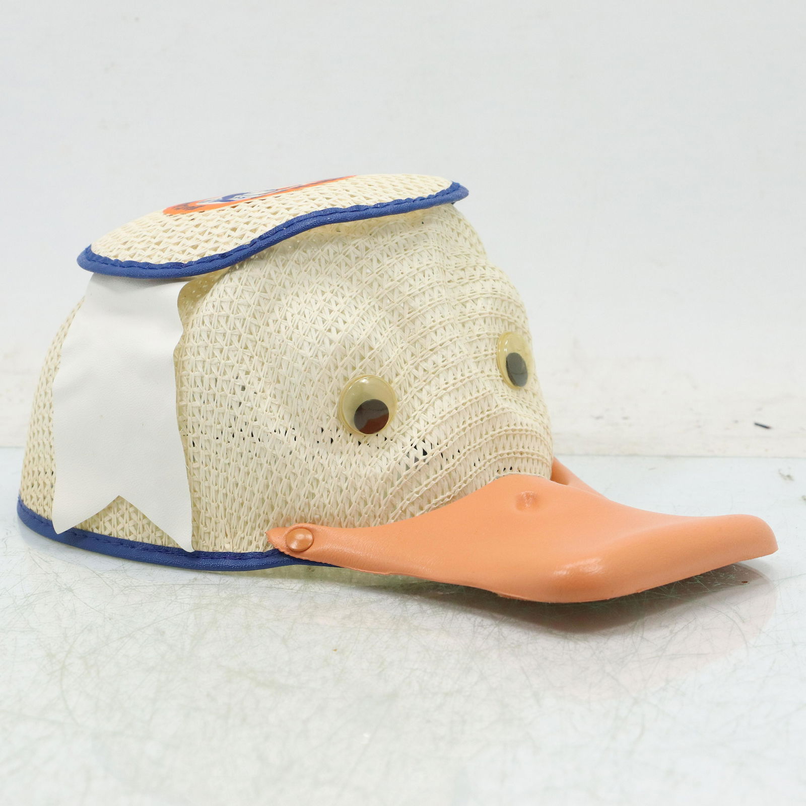 1970s Walt Disney DONALD DUCK Cap with Squeeker (1 of 8)