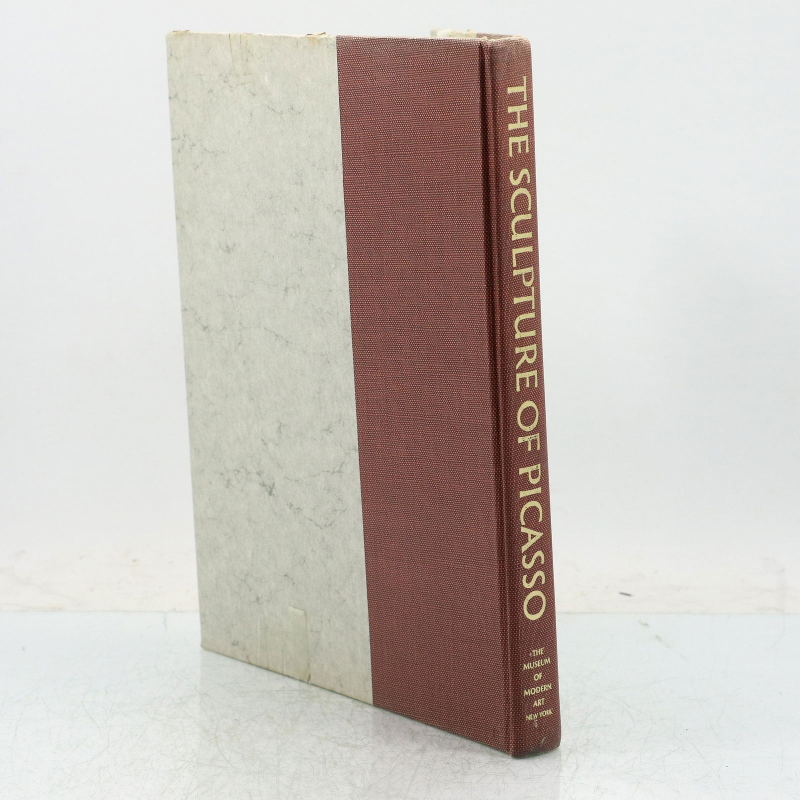 Book: The Sculpture of Picasso. Fully Illustrated: Book: The Sculpture of Picasso. Fully Illustrated. size: 12h 9.5w