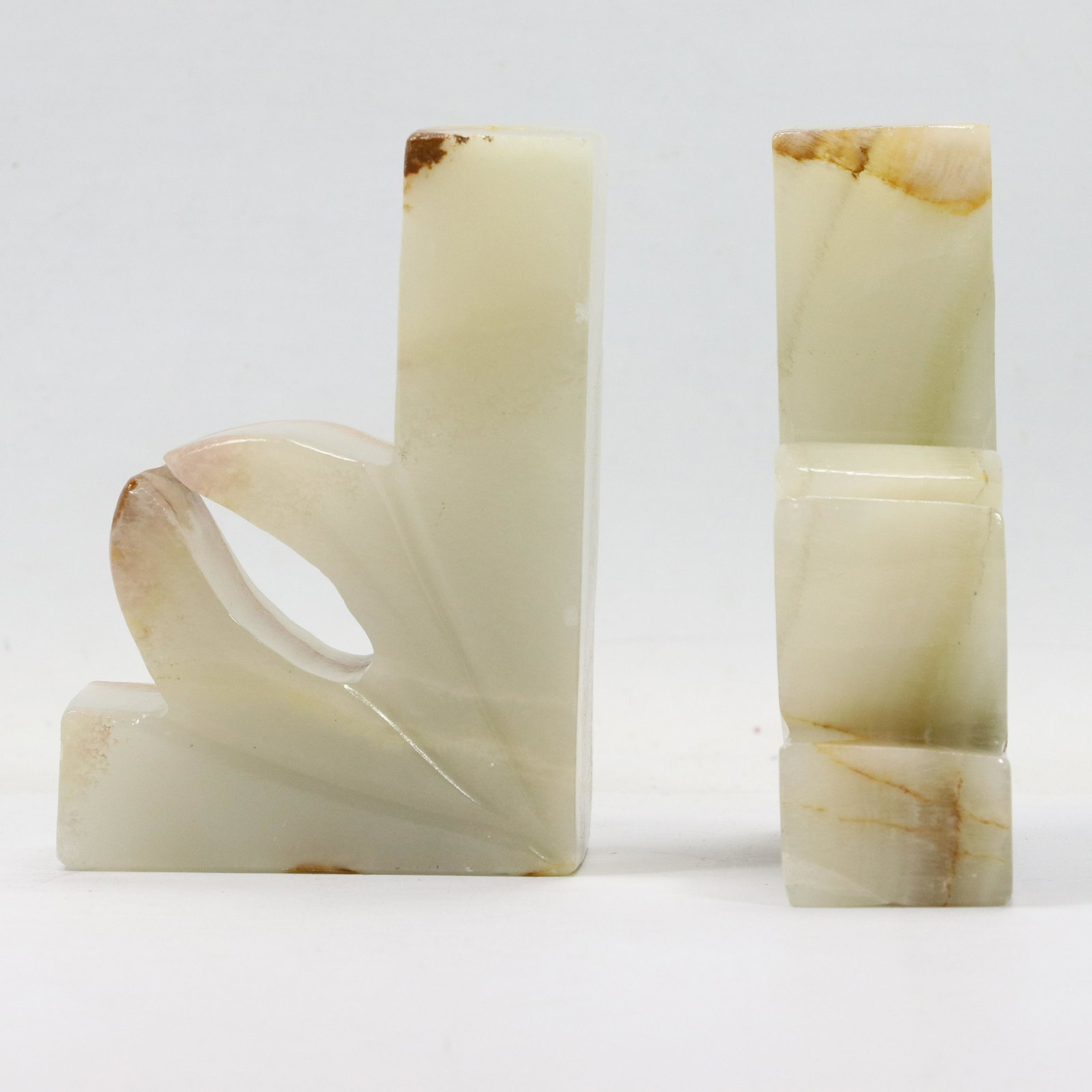 Vintage White Onyx Bookends: Vintage White Onyx Bookends. size: 5.75h 4w