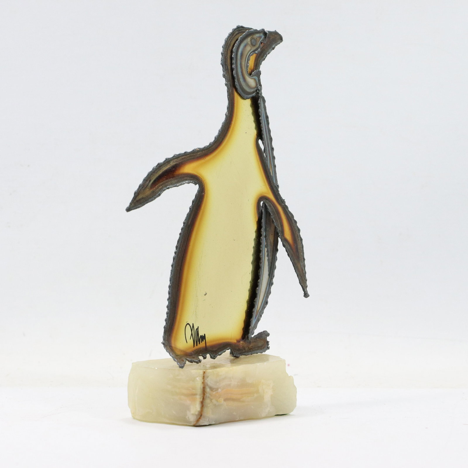 Signed Metal Penguin Figure Sculpture on Onyx Base: Signed Metal Penguin Figure Sculpture on Onyx Base. Mid-Century Modern. Vintage. Original patina . size: 8.5h 5.5w