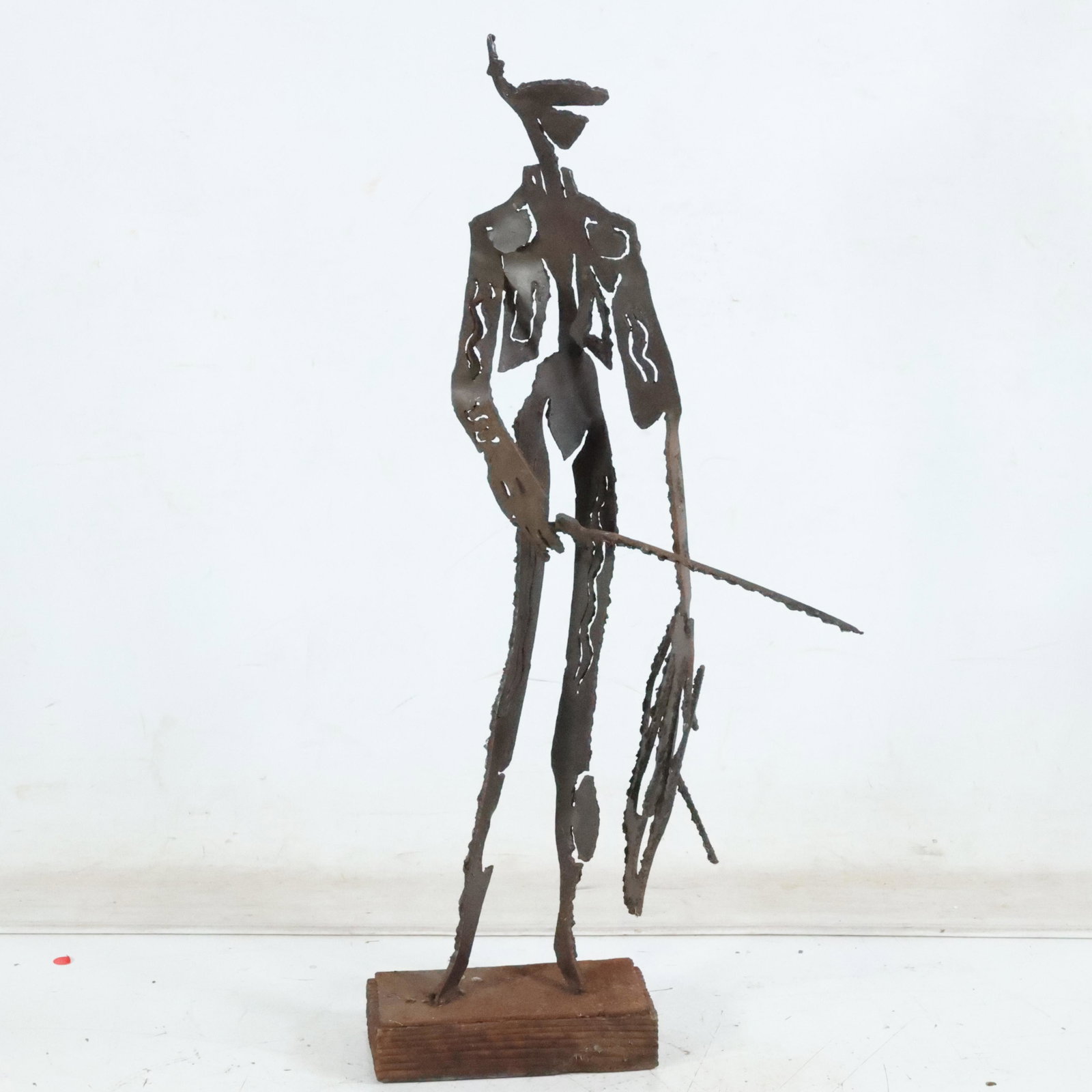 Mid-Century Brutalist Cut Metal Don Quixote Sculpture: Mid-Century Brutalist Cut Metal Don Quixote Figure Sculpture. Tall 33 inches height. size: 33 x 9