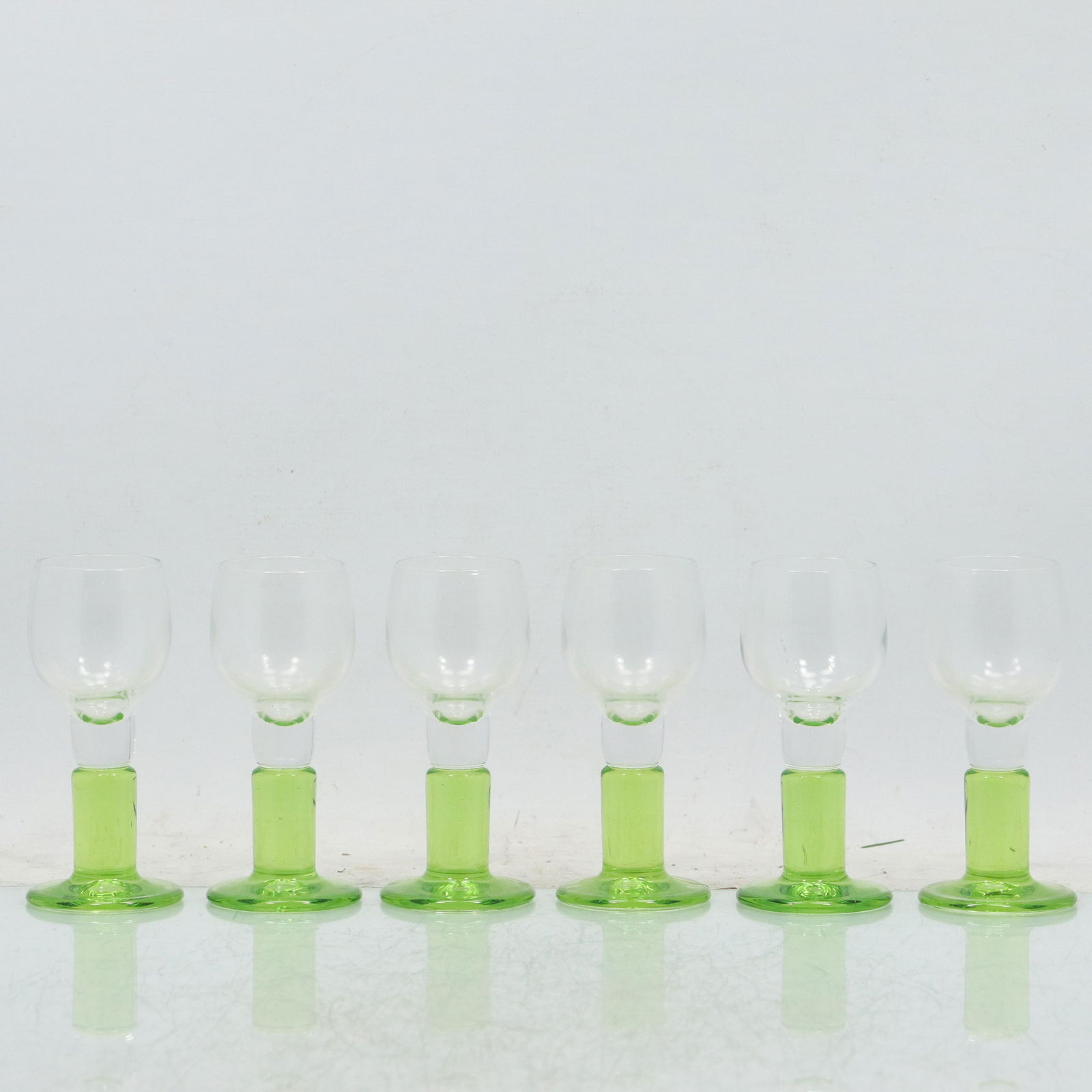 [6] Green Stem Cordial Glasses (1 of 6)