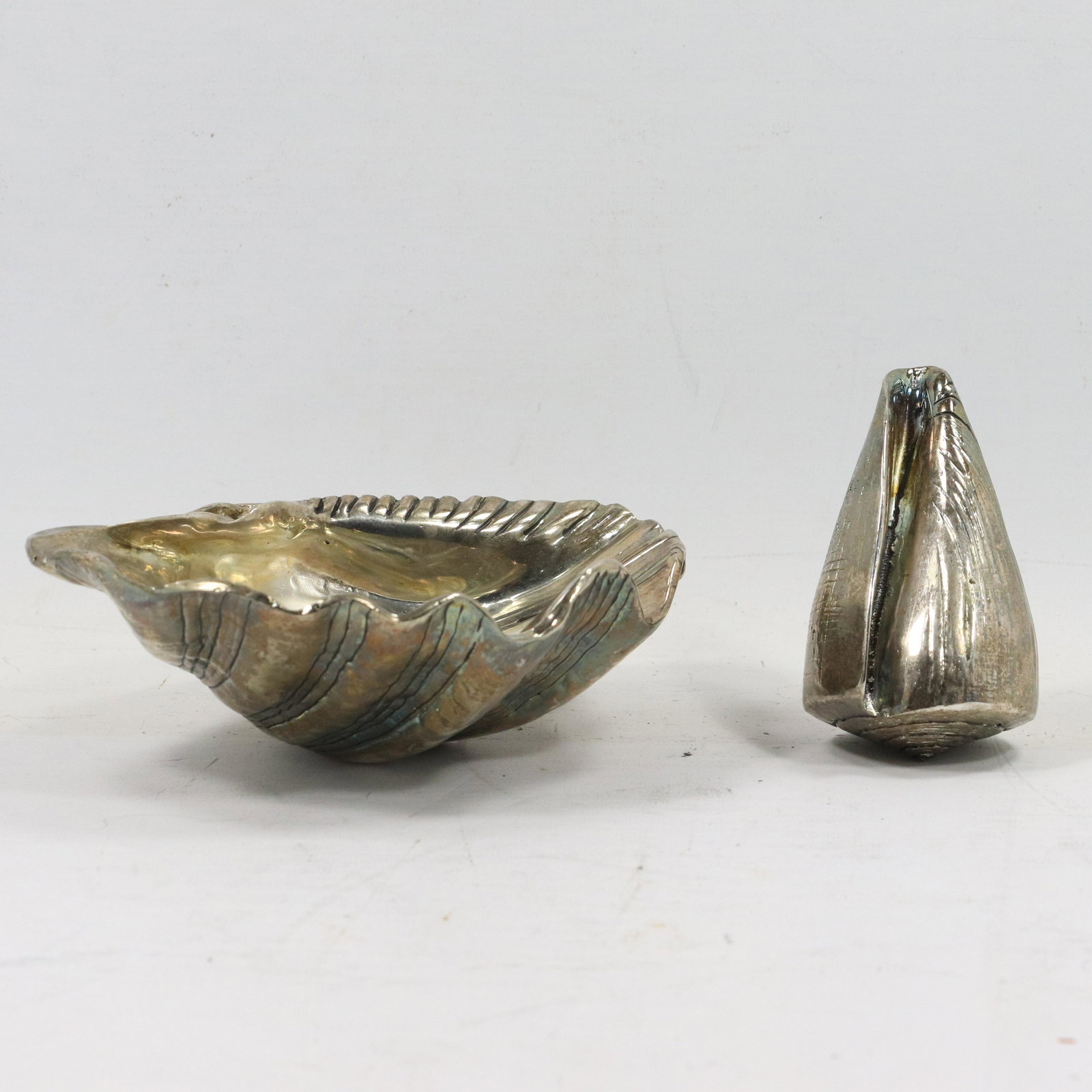 [2] Silver Tone Metal Open Shell & Conch Shell (1 of 9)