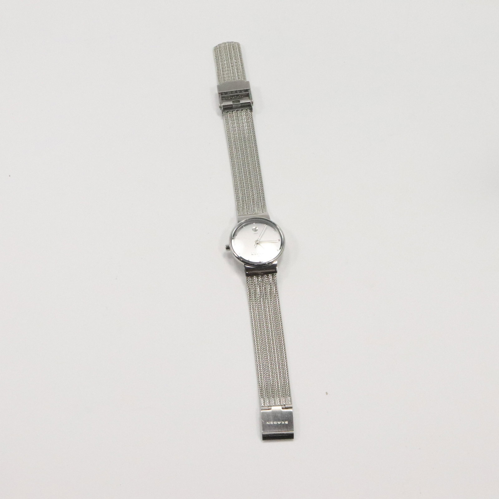 SKAGEN Denmark Stainless Steel Wristwatch - Working: SKAGEN Denmark Stainless Steel Wristwatch - Working. Size: 1'D face