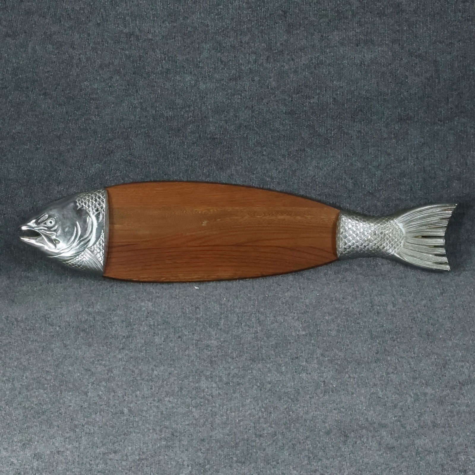 Cast Aluminum and Wood Body Fish Figure Serving Tray (1 of 8)