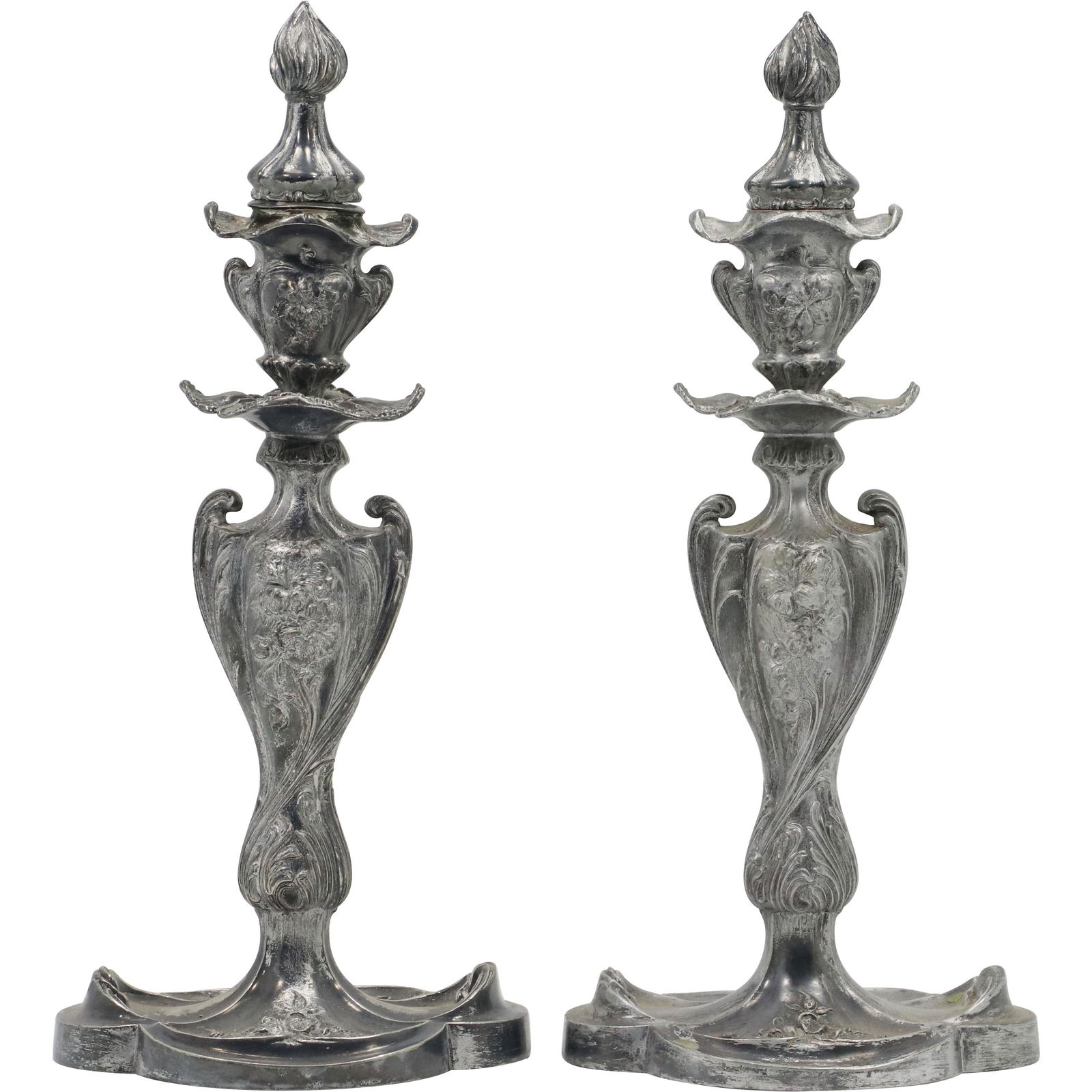 2 PAIRPOINT MFG CO Silver Plate Garniture Candlesticks (1 of 11)