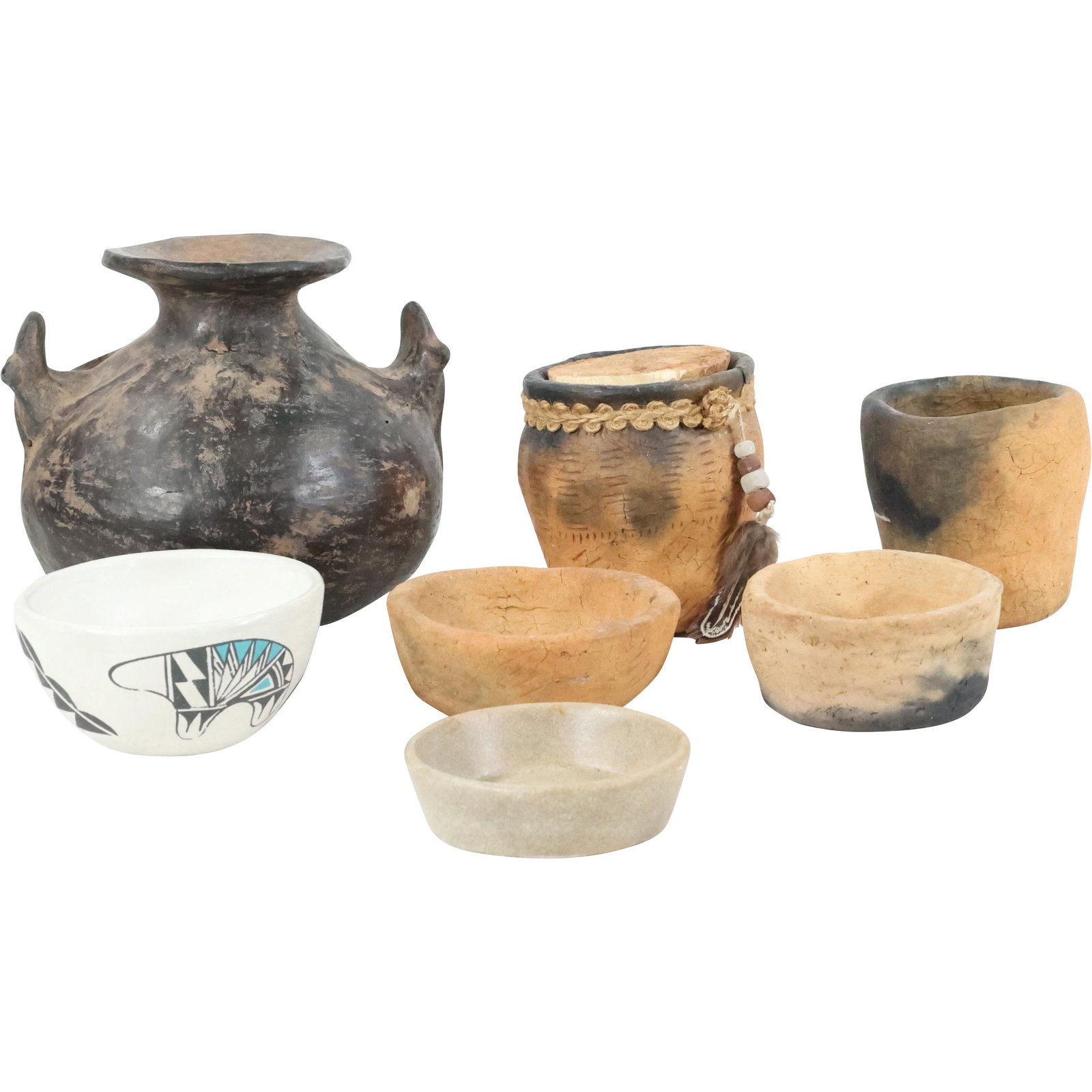 6 Assorted South American Pottery Bowls and Vessel (1 of 10)