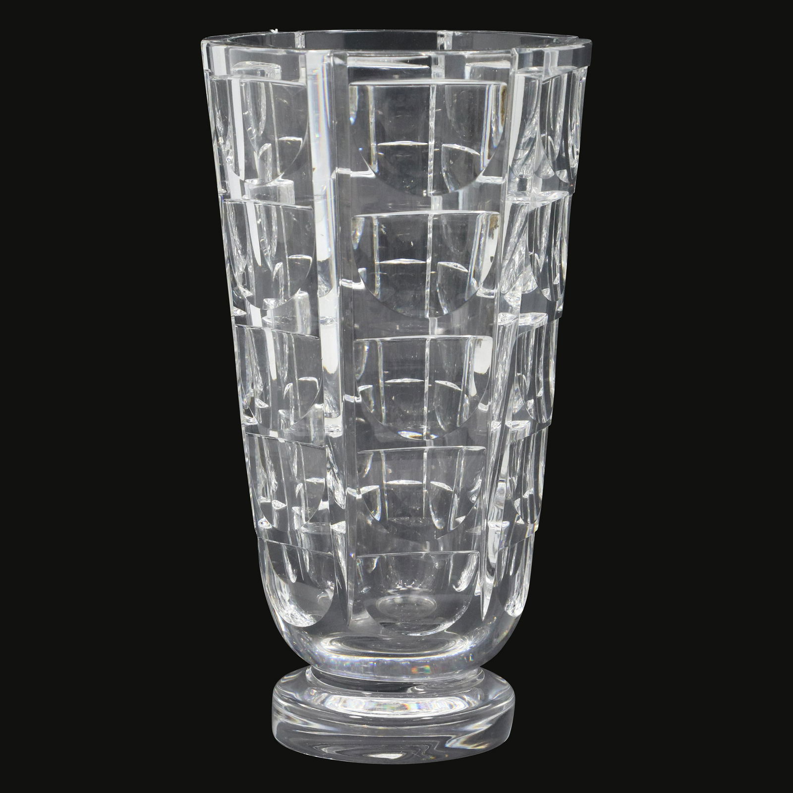 ORREFORS Swedish Cubism Signed Glass Vase: ORREFORS Swedish Cubism Signed Glass Vase. size: 9h 5w