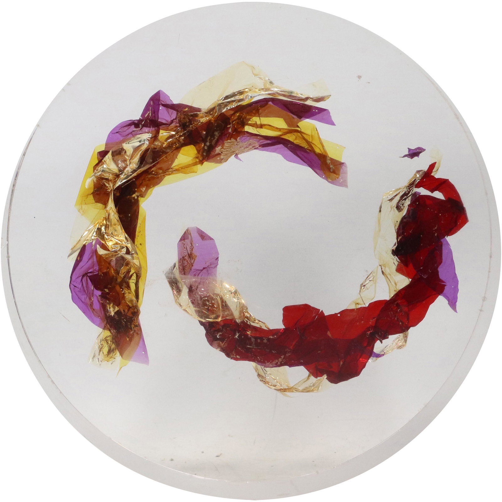 Lucite Sphere Sculpture with Internal Abstract Ribbon: Lucite Sphere Sculpture with Internal Abstract Ribbon. Vintage. size: 11.5h 11.5w