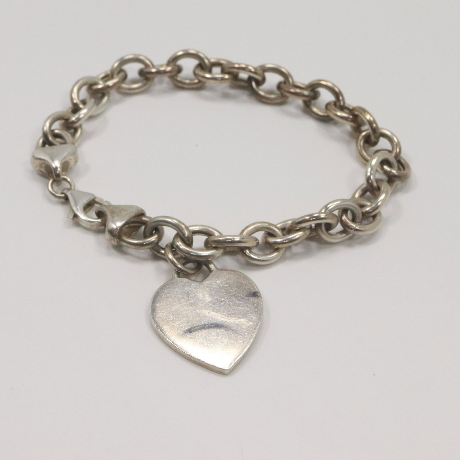 .925 Sterling Silver Link Bracelet with Heart Charm (1 of 5)