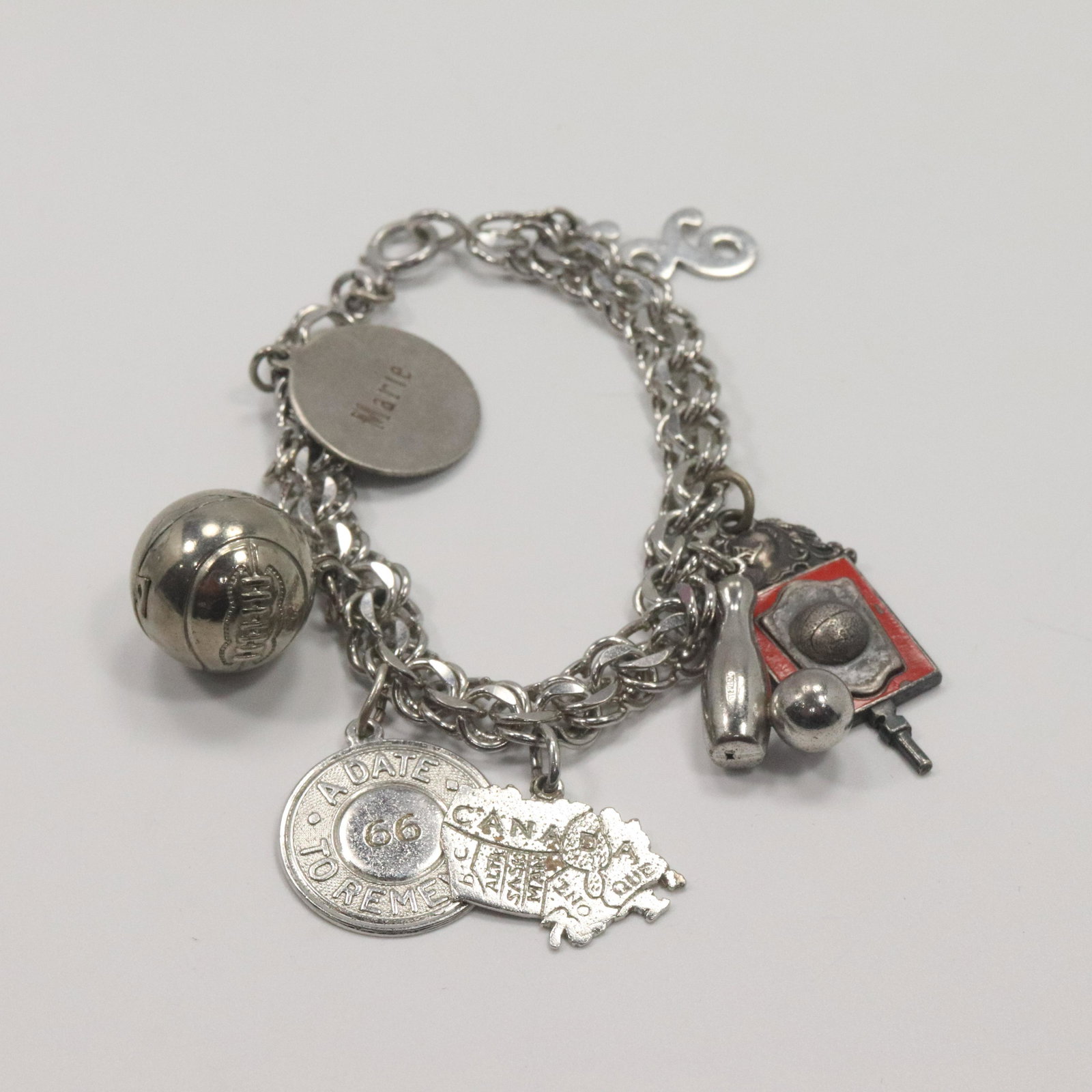 .925 Sterling Silver Charm Bracelet, 7 Sterling Charms (1 of 6)