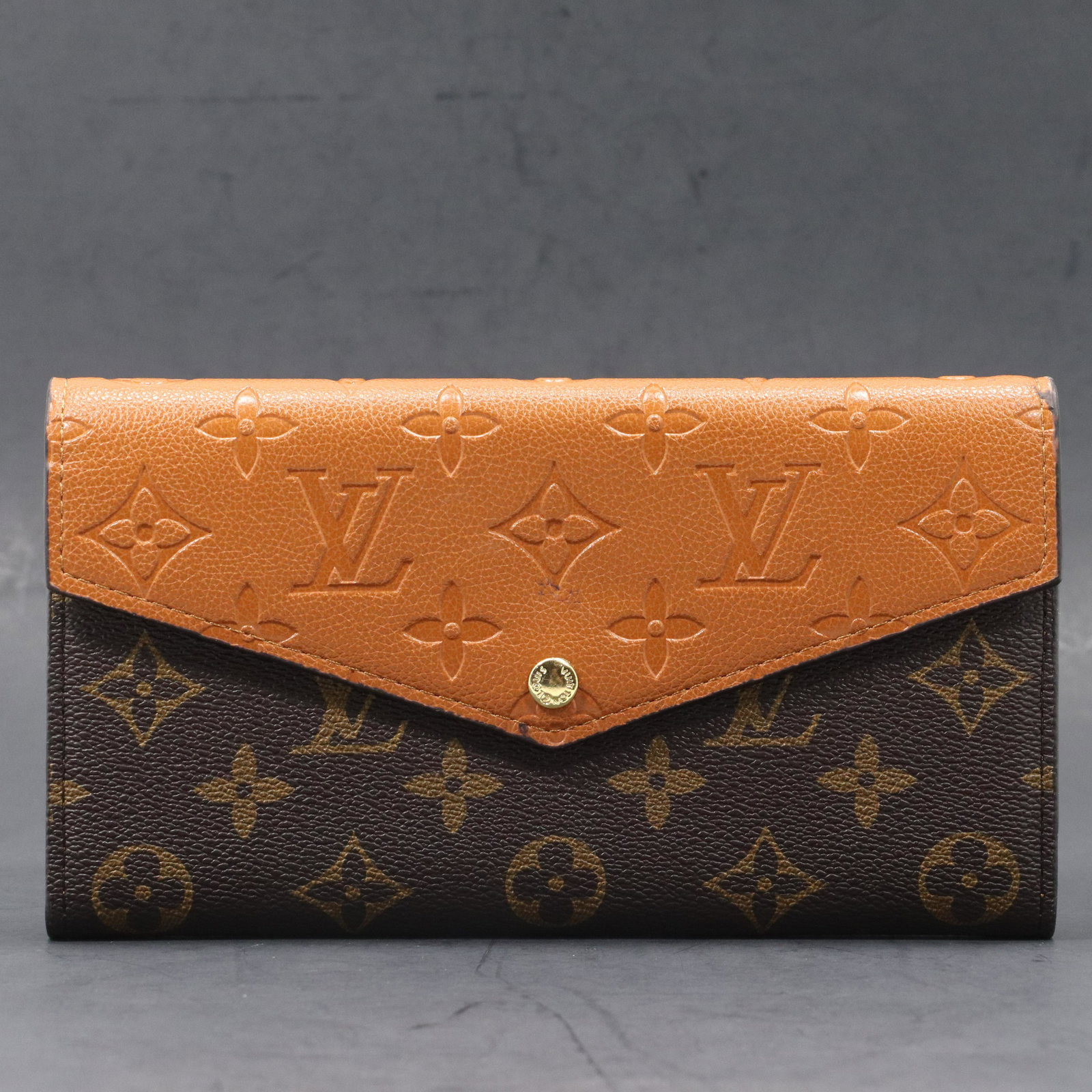 Louis Vuitton Leather Bi-Fold Wallet Classic Monogram (1 of 7)