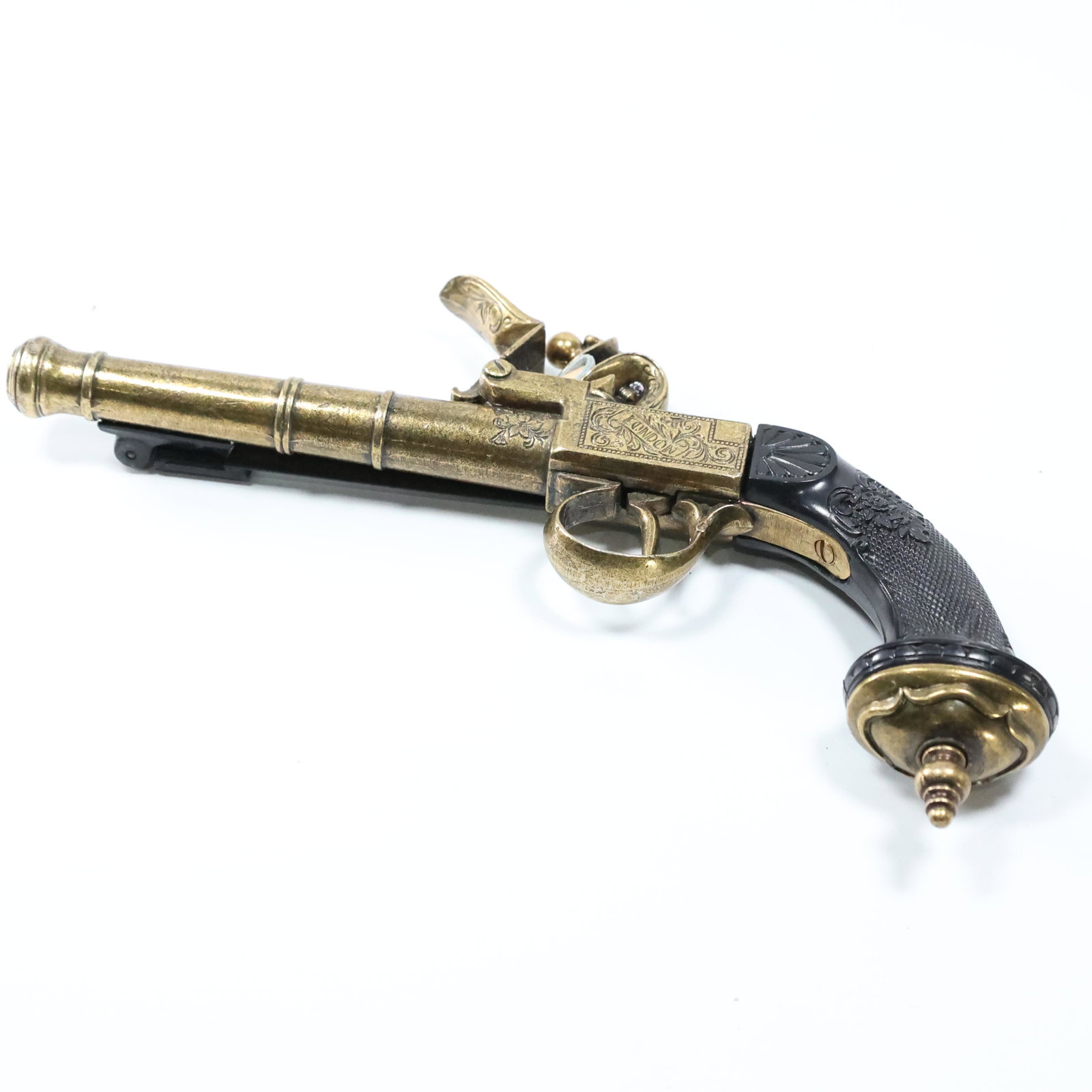 Replica "London" Fancy Pistol Gun with Bayonet: Replica "London" Fancy Pistol Gun with Bayonet. size: 5 x 12