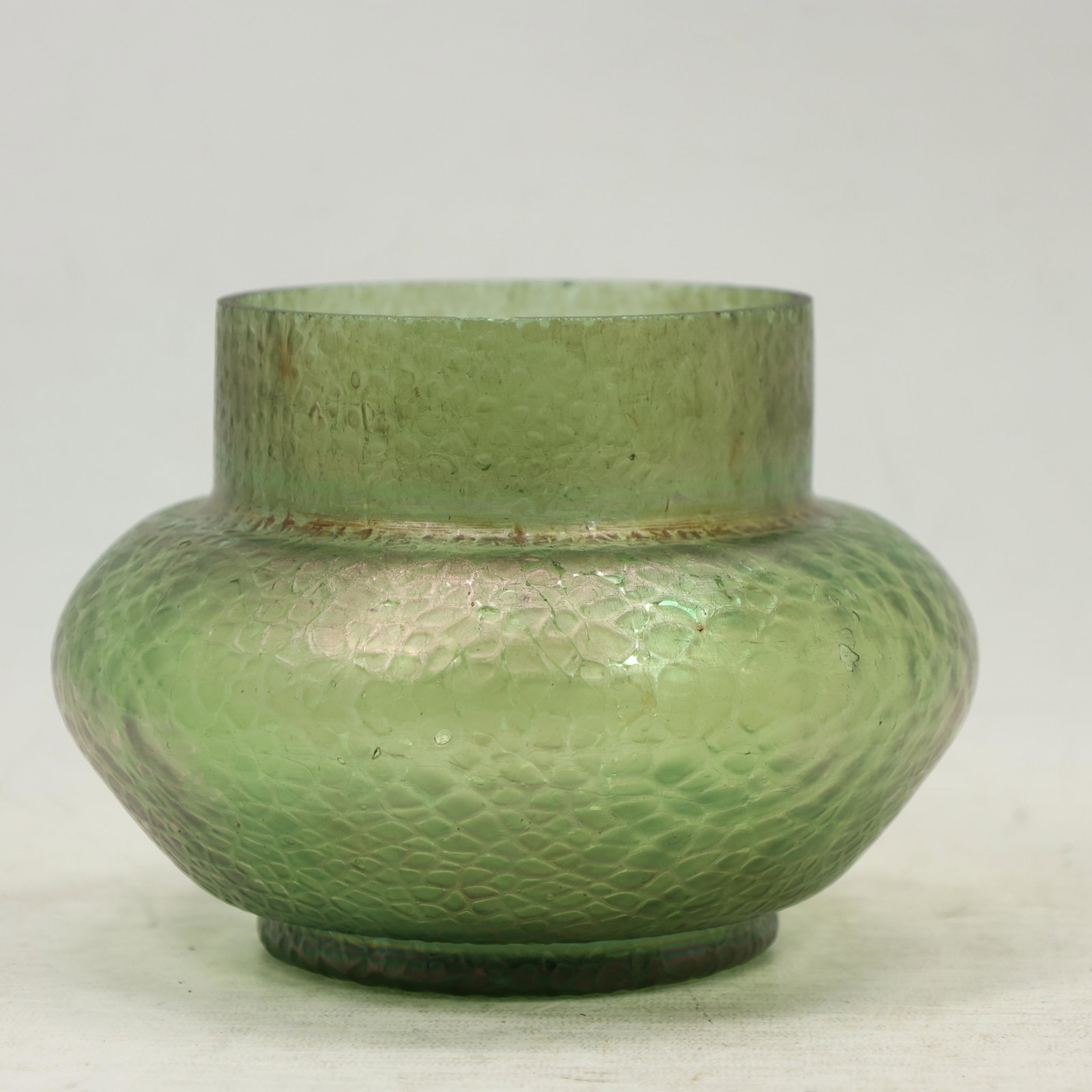 LOETZ Green Art Glass Squat Vase: LOETZ Green Art Glass Squat Vase. size: 5h 6..75w