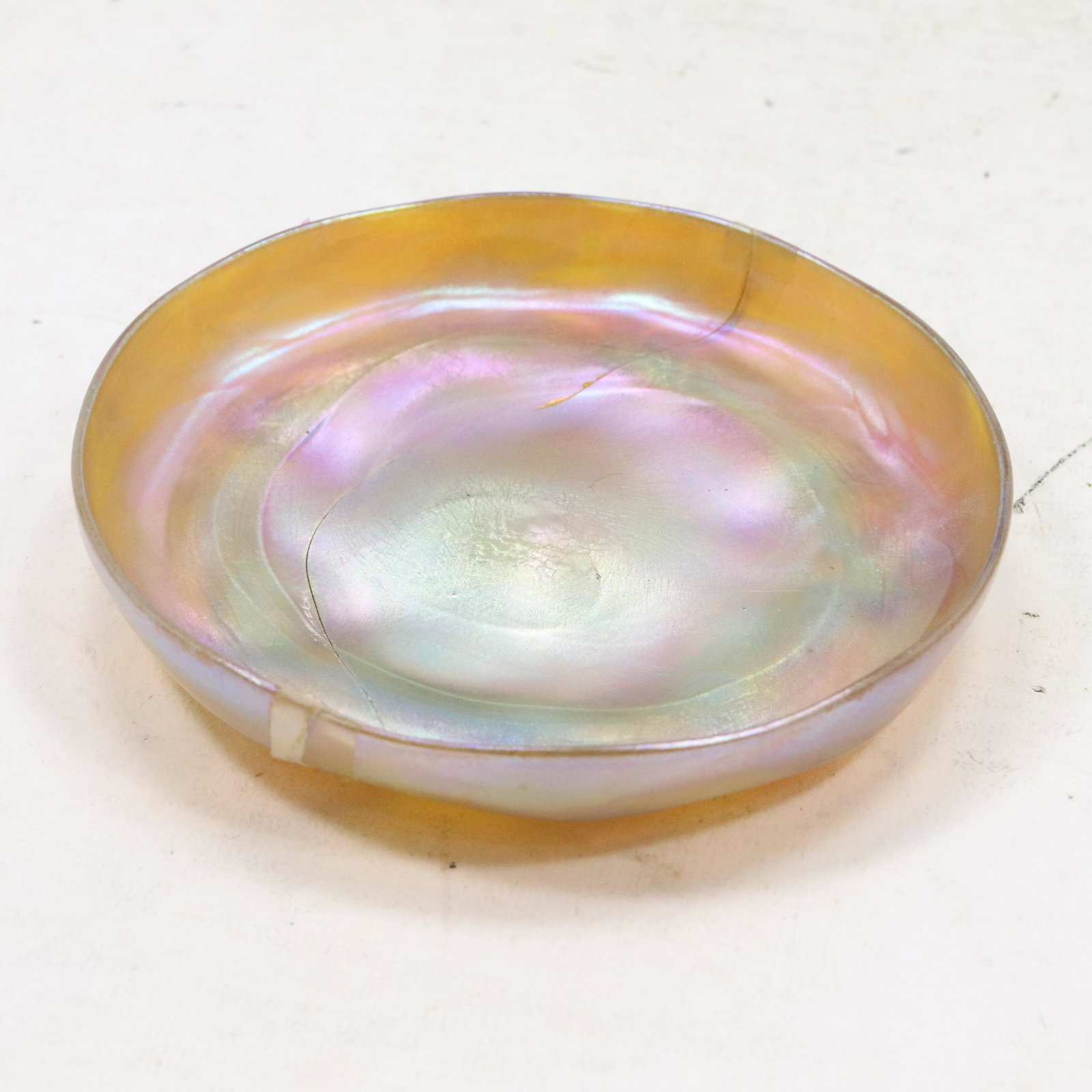 LCT Tiffany Gold Iridescent Art Glass Bowl AS-IS (1 of 8)