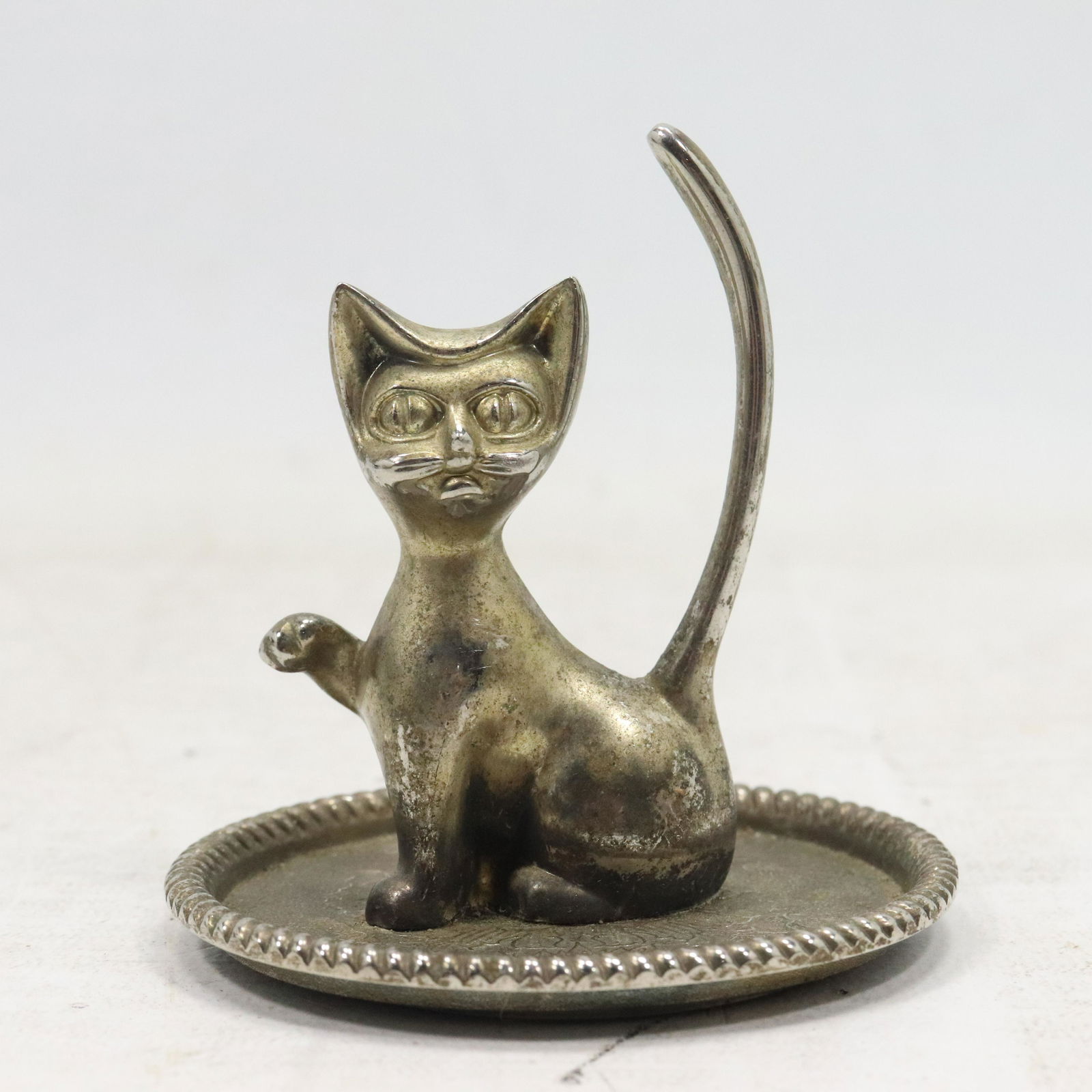 Mid-Century Design Metal CAT Figure Ring Holder (1 of 9)