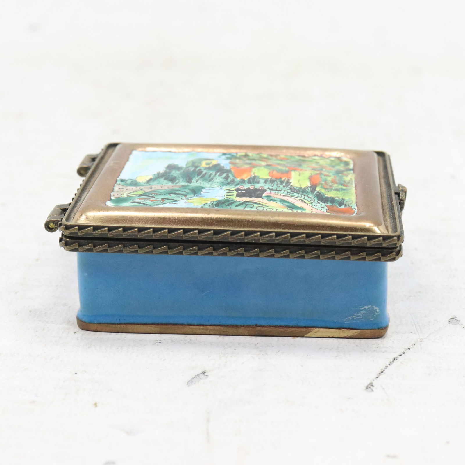 P Gauguin Enameled Covered Box by Kelvin Chen #577 (1 of 8)