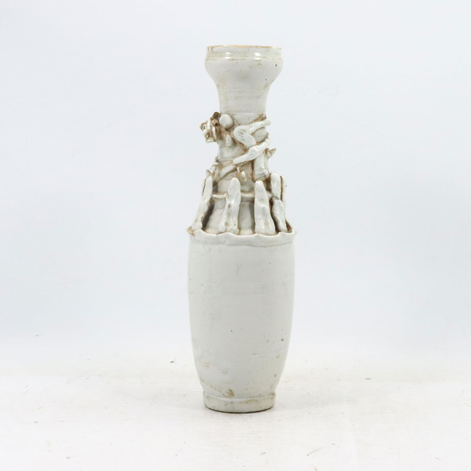 Unique Art Pottery Animalier White Bones Vase: Unique Art Pottery Animalier White Bones Vase. Size: 14h 4.5w