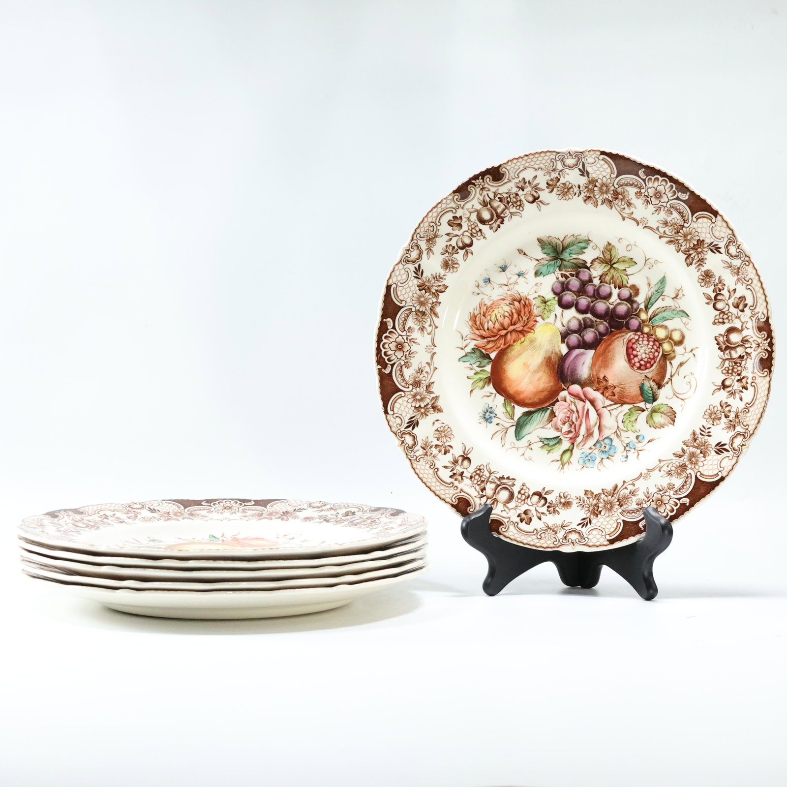 [6] Johnson Bros England Windsor Ware Dinner Plates (1 of 5)