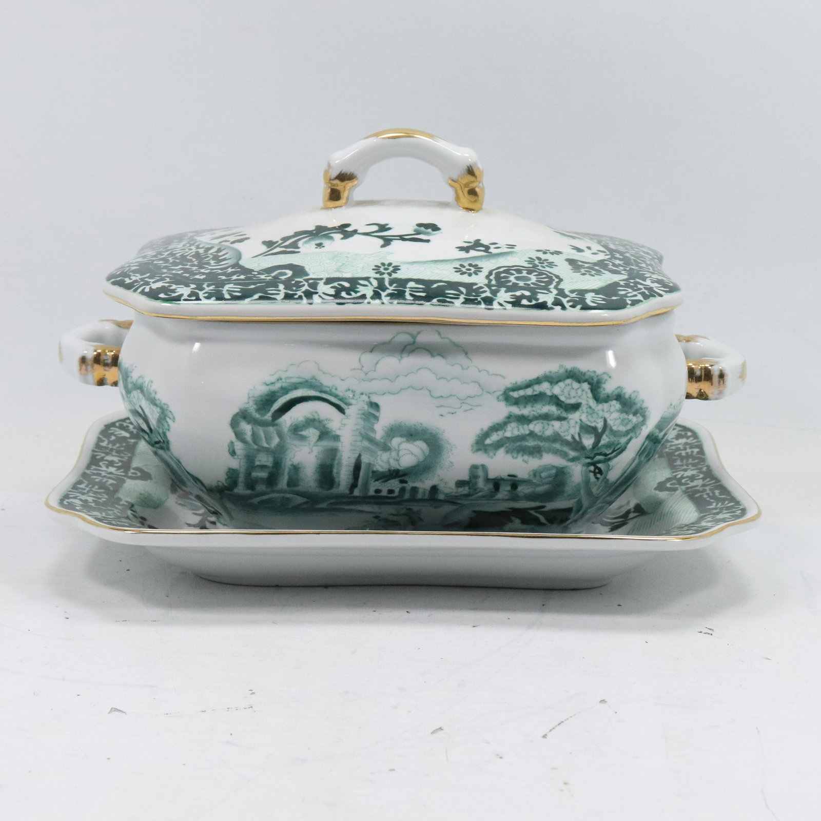Antique Ironstone Green & White Tureen & Under Tray (1 of 16)