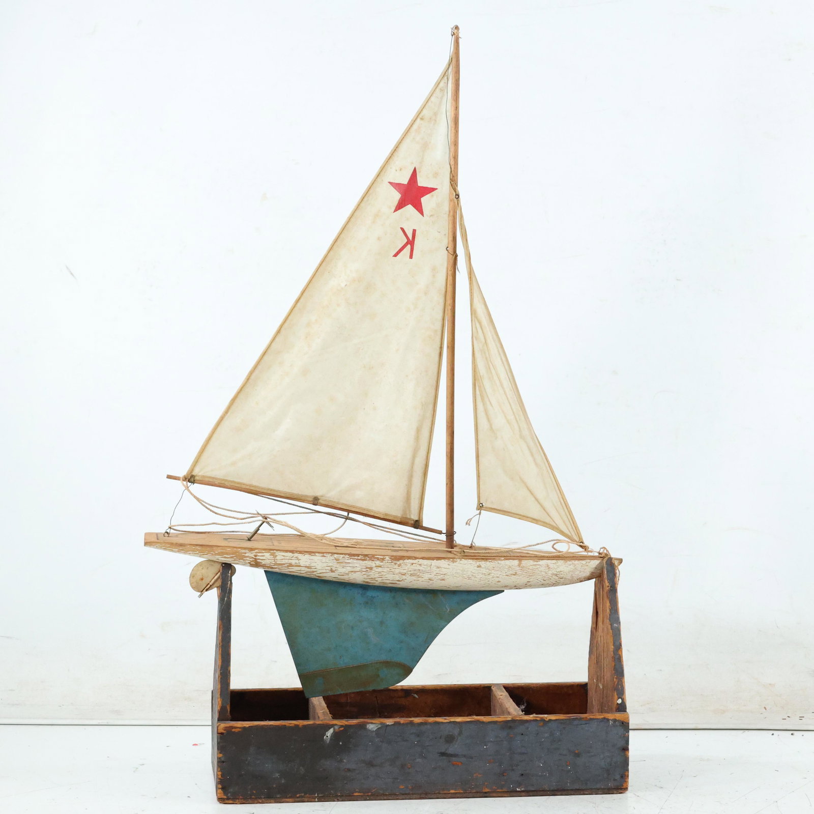 Vintage Pond Boat on Original Wood Travel Tool Box (1 of 13)