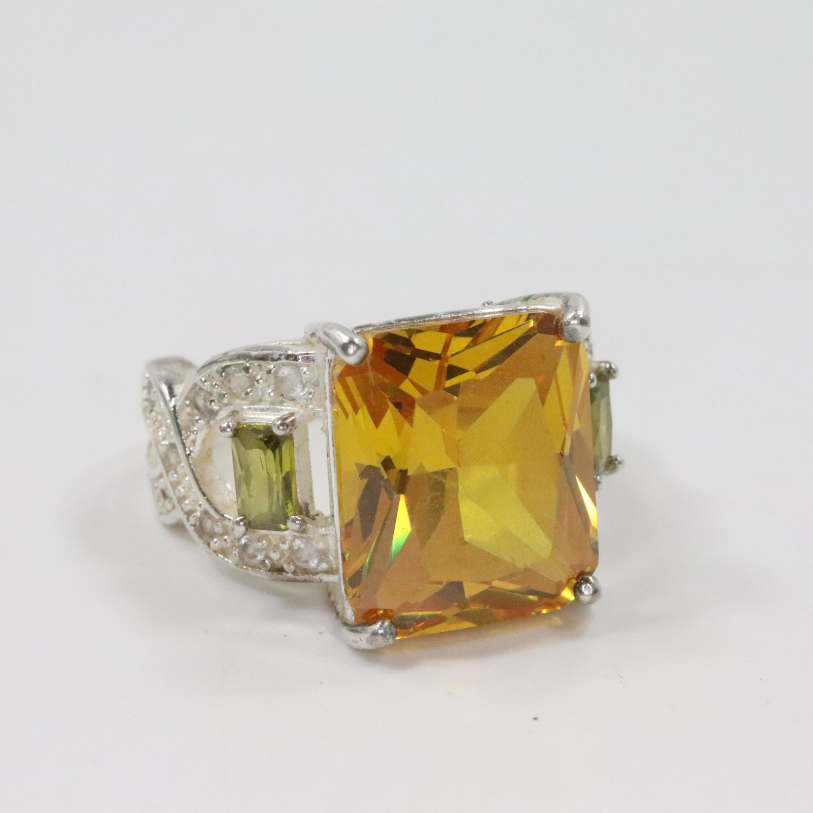 .925 Sterling Silver Large Citrine, Peridot, CZ Ring: .925 Sterling Silver Large Citrine, Peridot, CZ Ring Size 7.7; 7/8 in. x 5/8 in.