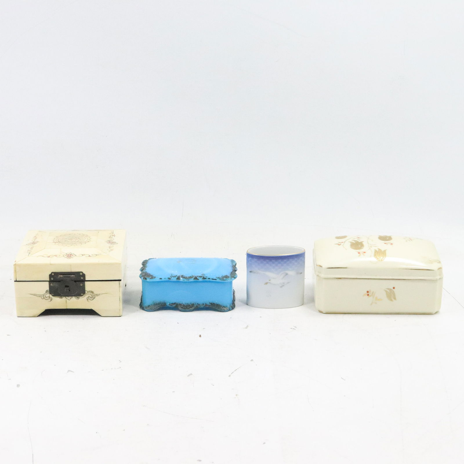 [4] Assorted Dresser Boxes - Variety (1 of 20)