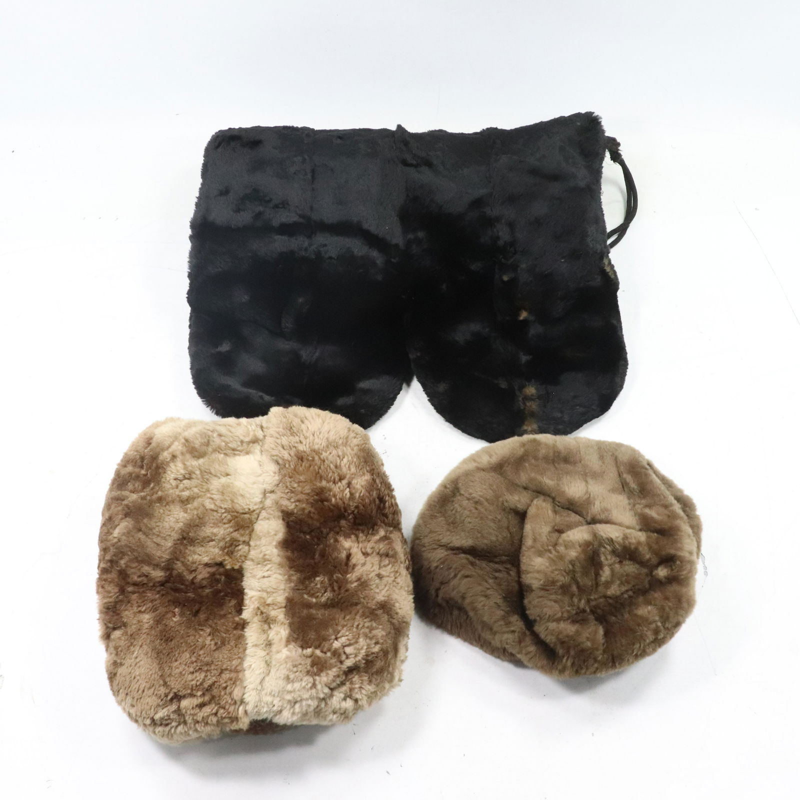 2 Fur Muffineers and Fur Hat - Vintage - Clean (1 of 16)