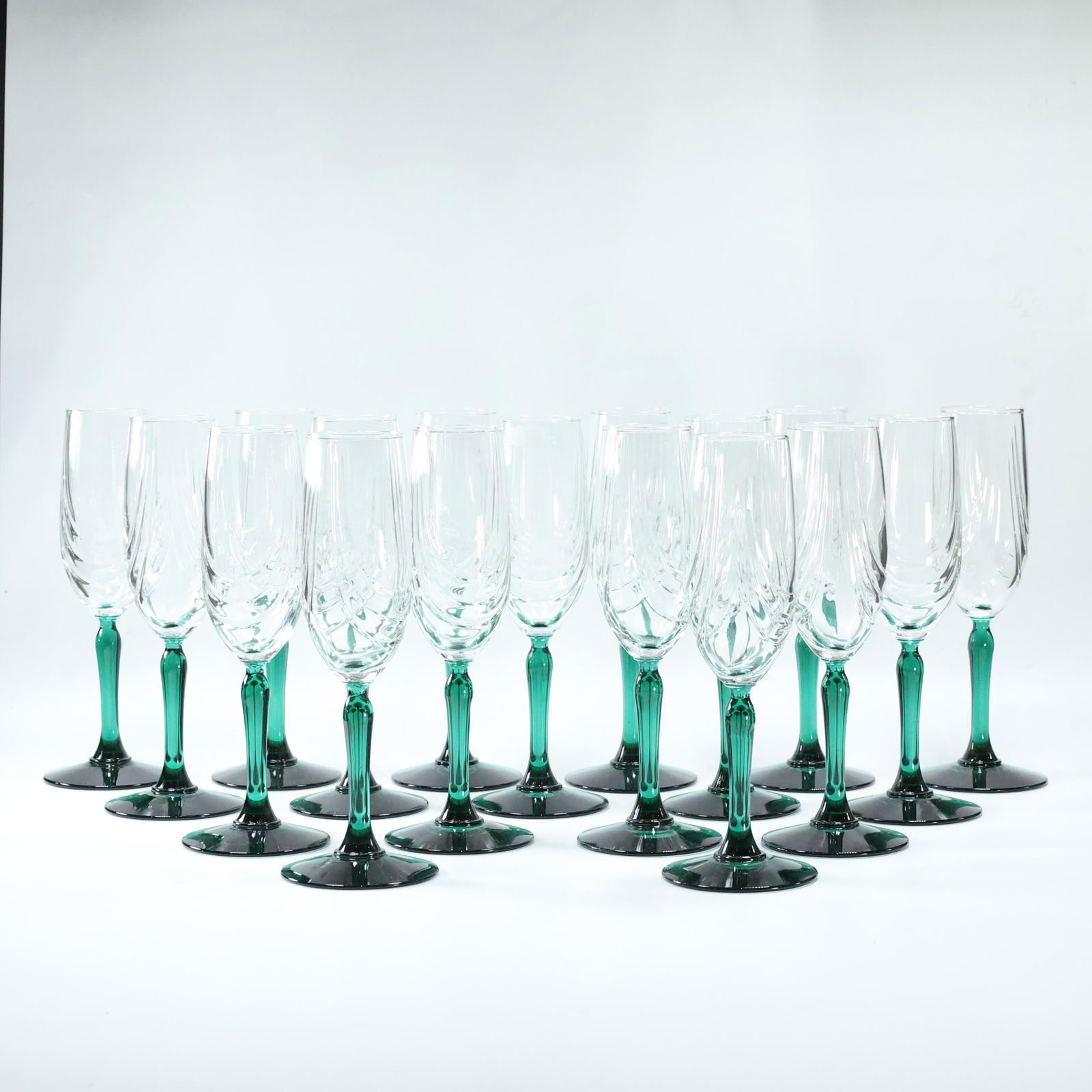 17 Quality Crystal Green Glass Stem Champagne Flutes (1 of 6)