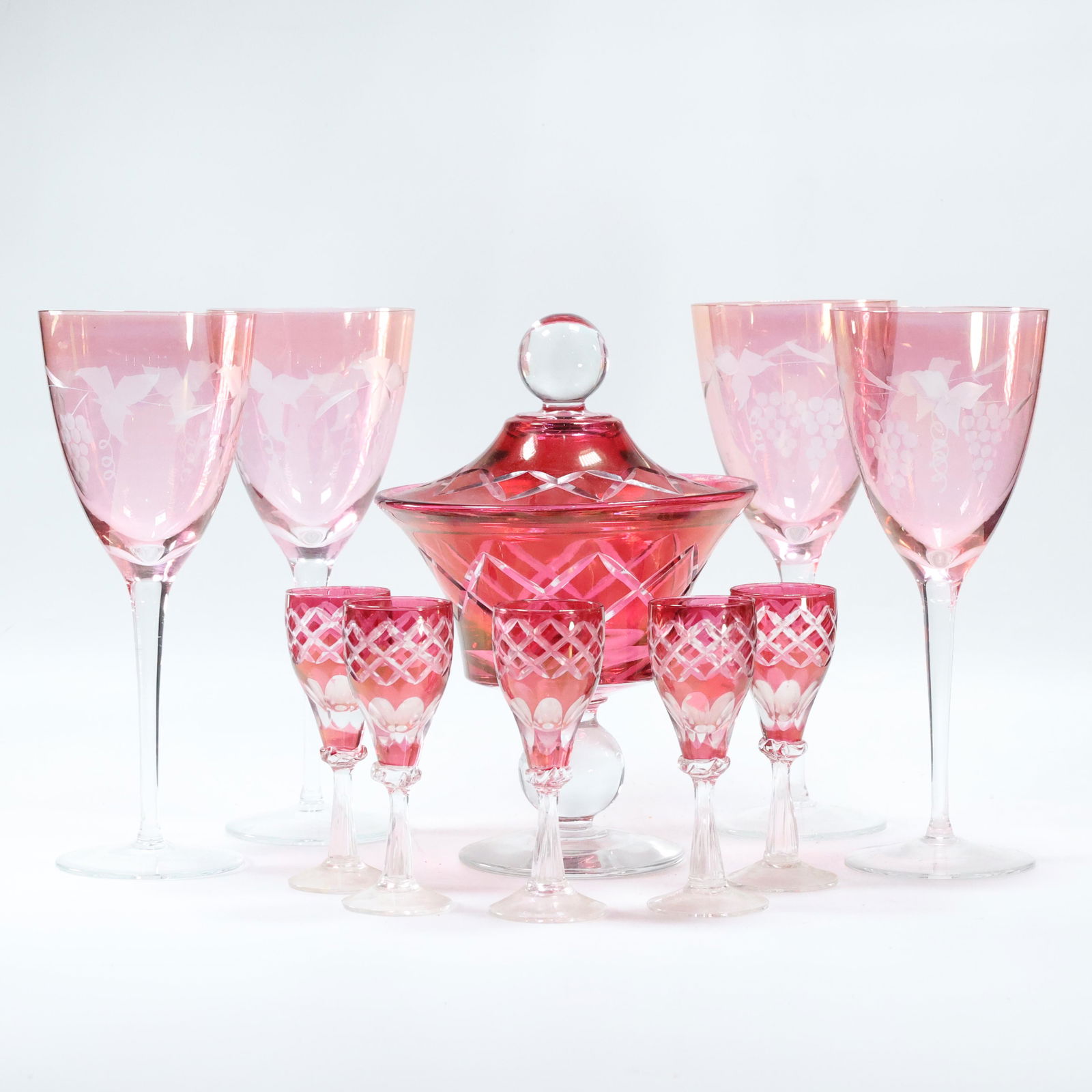 10 Pcs Estate Grouping Cranberry Glass Cocktail Glasses (1 of 15)