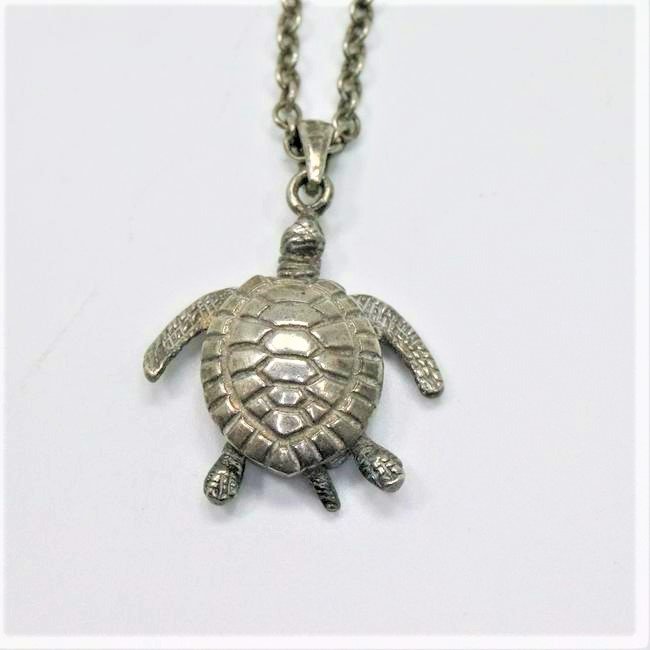 .925 Sterling Silver Movable Turtle Pendant Necklace (1 of 7)