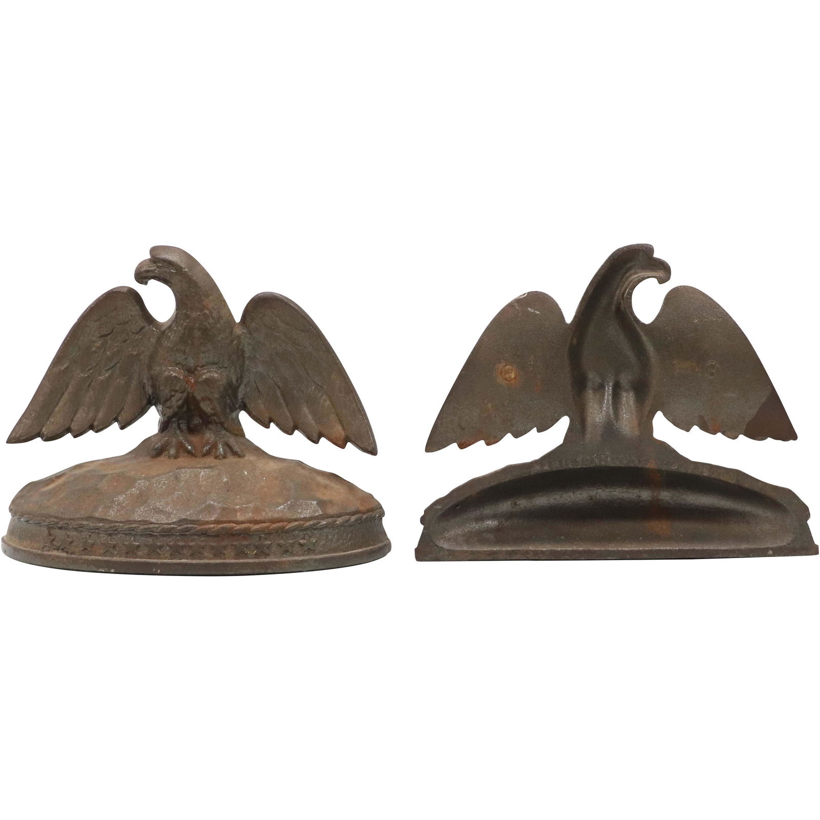 Hamilton Foundry 2 Cast Iron American Eagle Bookends (1 of 8)