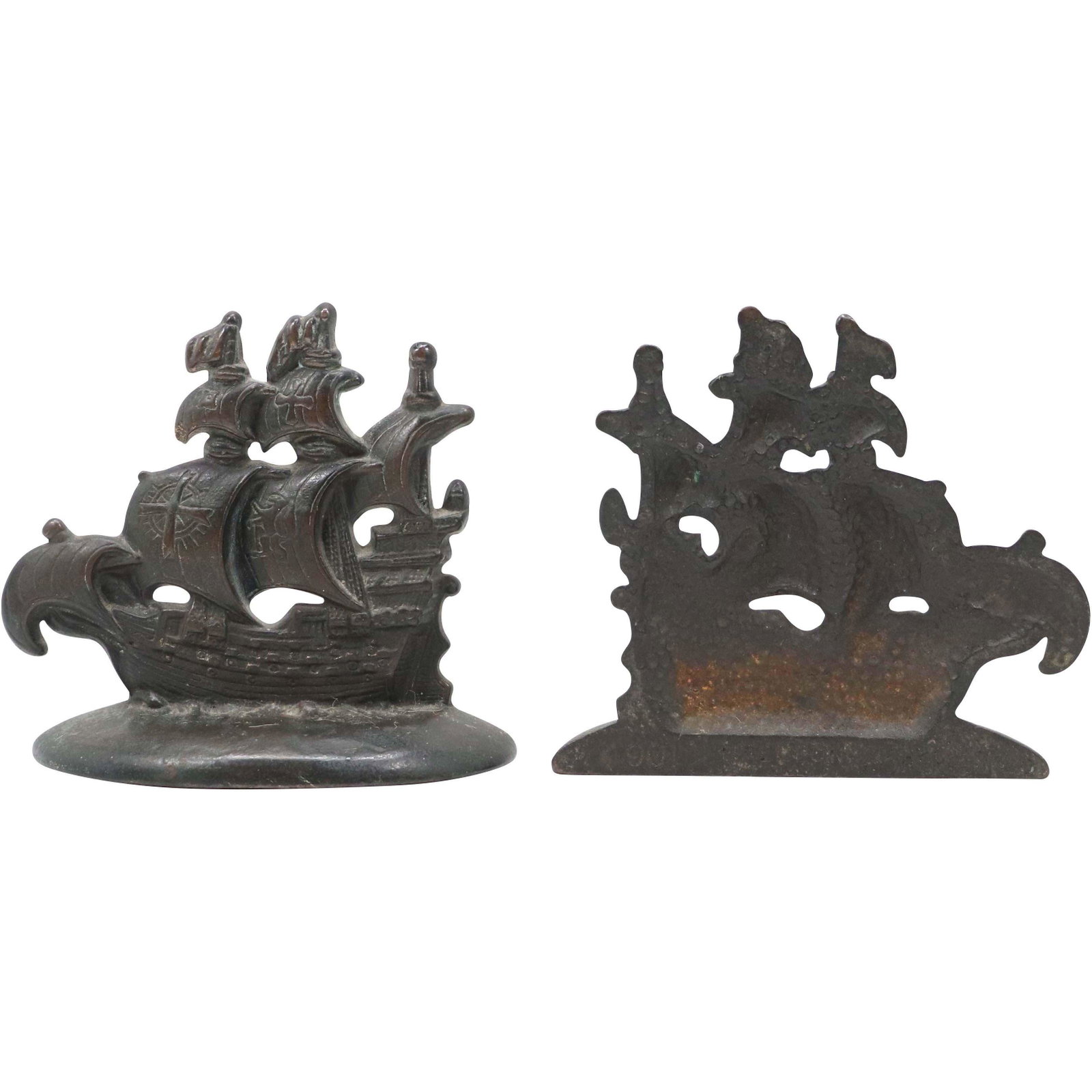 circa 1920s GALLEON Ship Cast Iron Bookends: circa 1920s GALLEON Ship Cast Iron Bookends. Original patina finish. size: 4.5h 5w
