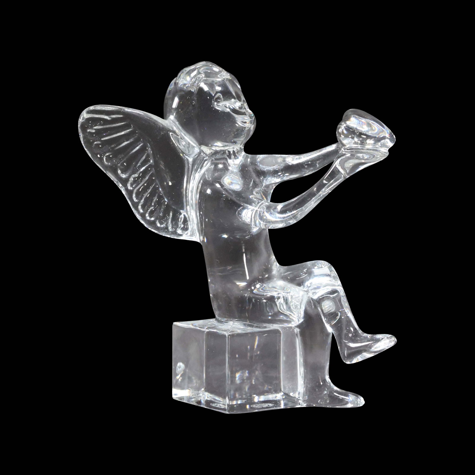 Signed BACCARAT Seated Glass Angel Holding Butterfly: Signed BACCARAT Seated Glass Angel Holding Butterfly. size: 4.5 x 3
