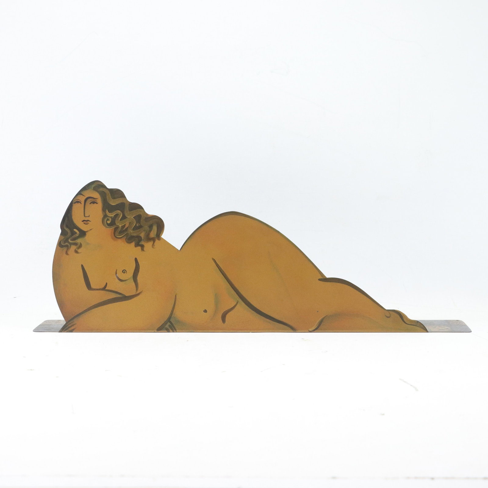 Sheet Metal Reclining Nude Woman Signed Sara Zarconi: Sheet Metal Reclining Nude Woman Signed Sara Zarconi. 20th C. Sculpture. size: 7.25h 20.75w