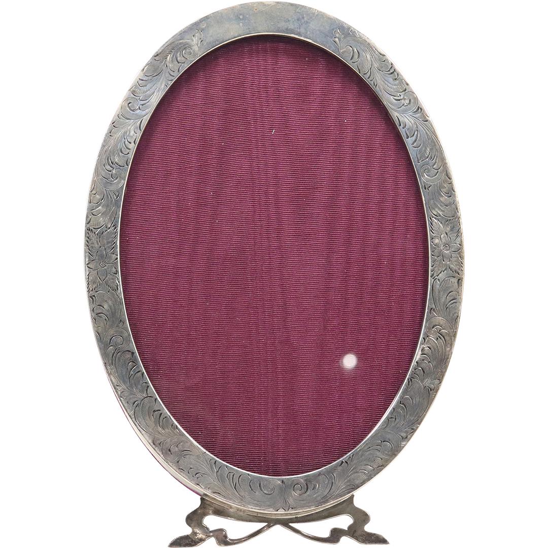 STERLING SILVER Oval Picture Frame Free Standing Easel Back (1 of 11)