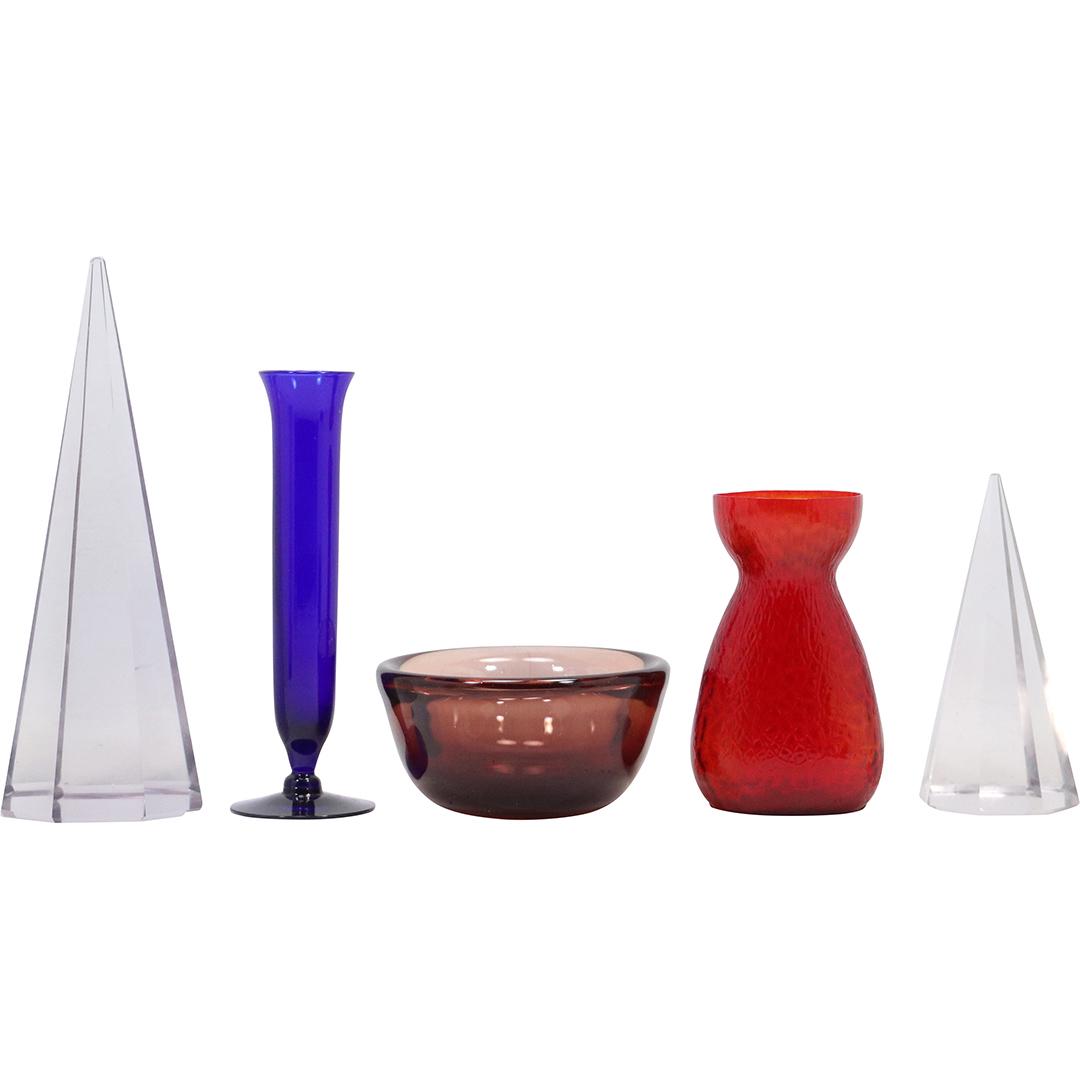 [5] Assorted Mid-Century Glass: 2 Obelisks, 2 Vases, 1 Bowl (1 of 20)