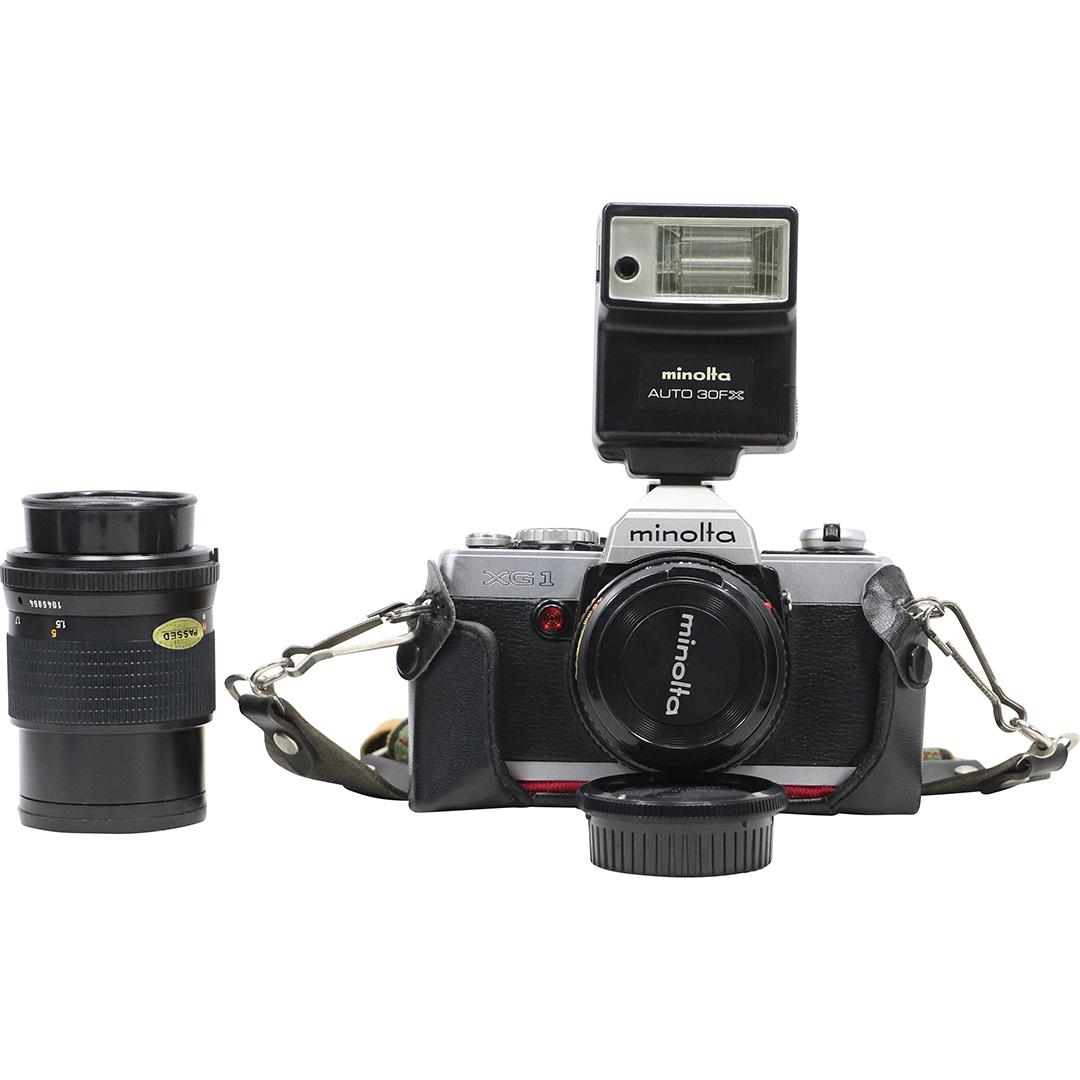 MINOLTA XG1 Vintage Camera, Lens and Leather Case (1 of 18)