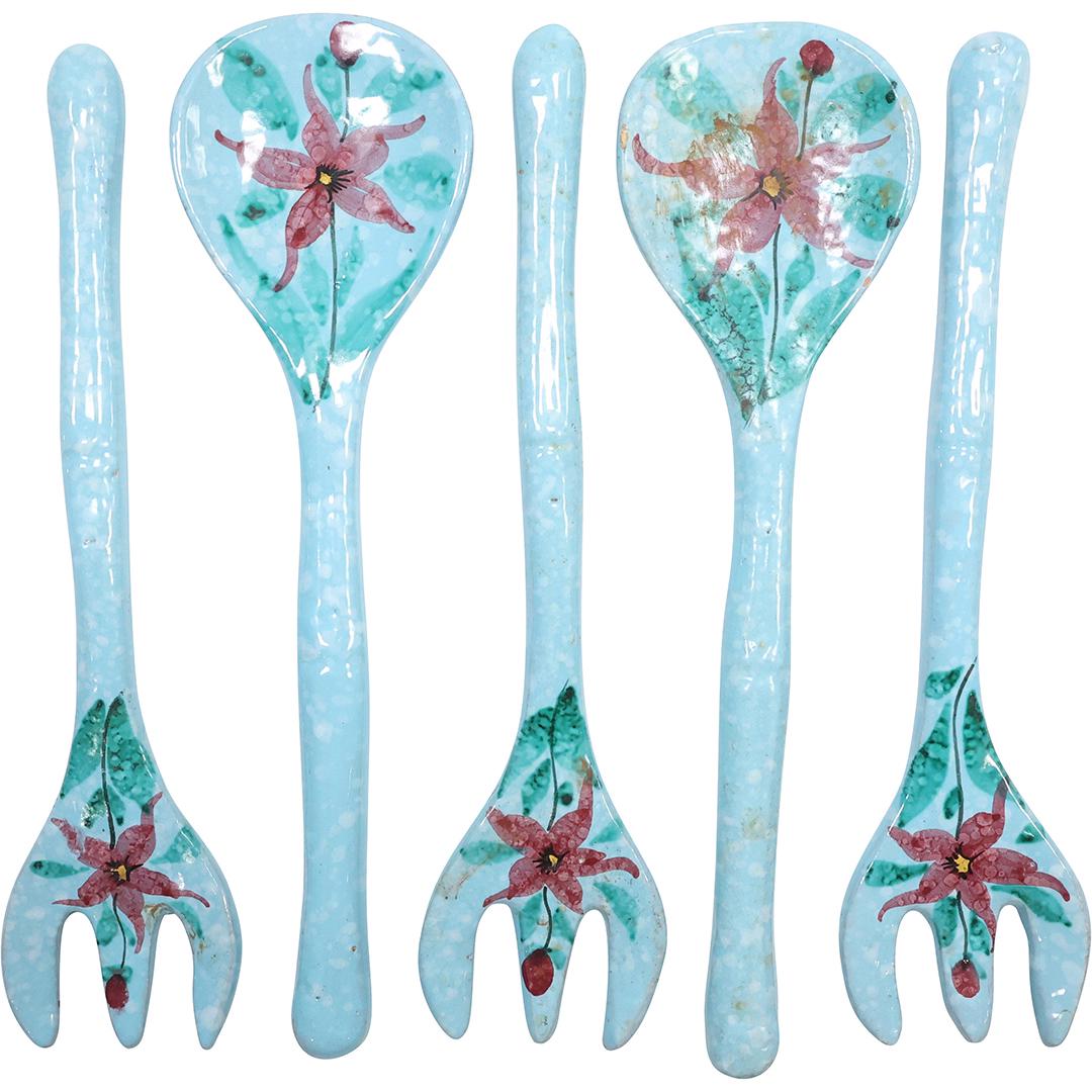 [5] FIVE Italian Ceramic Salad Forks and Spoons Hand Painted: [5] FIVE Italian Ceramic Salad Forks and Spoons Hand Painted. size: fork (10 x 2.5), spoon (10 x 2.75)
