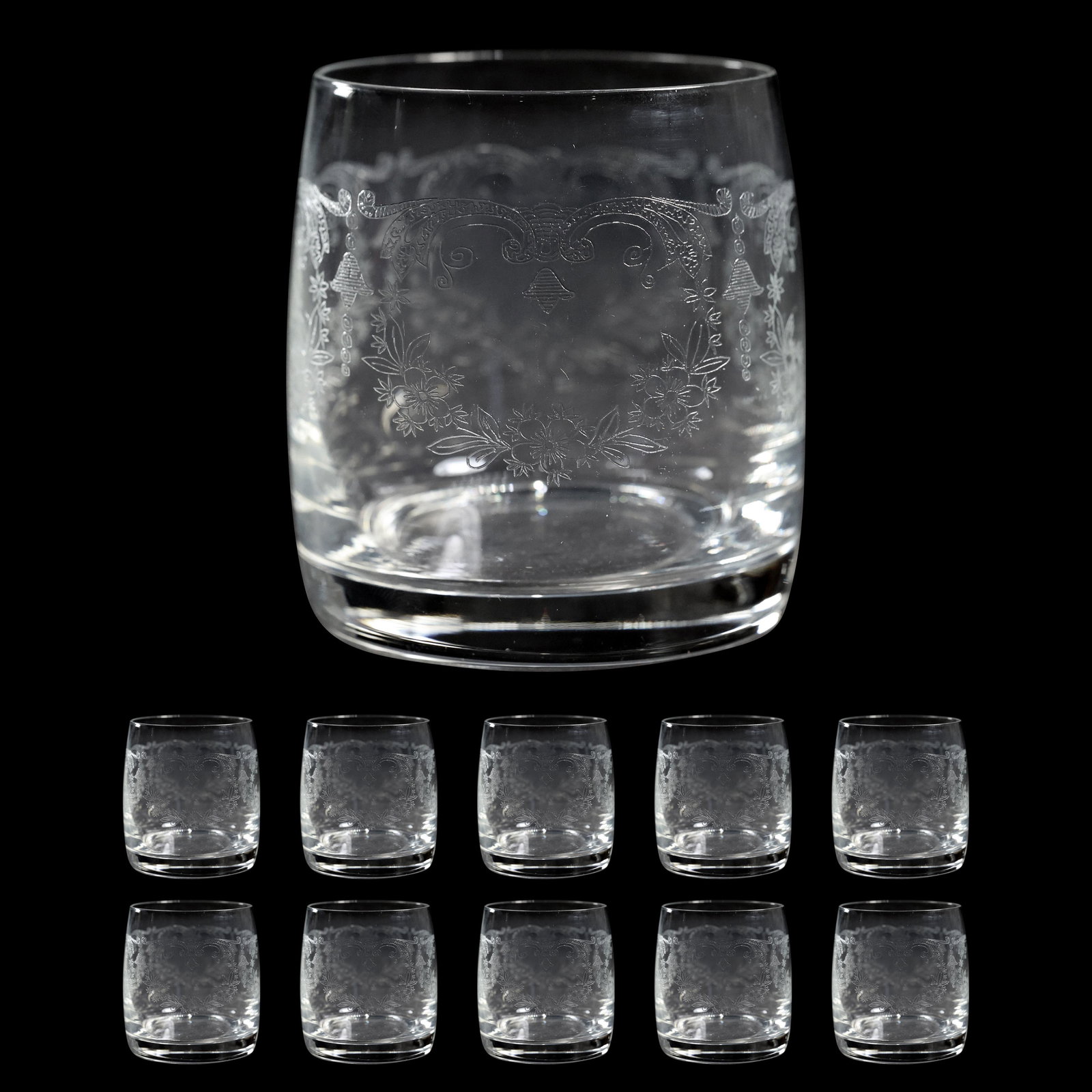 [10] TEN Elegant Crystal Glass Finley Etched Liquor Glasses (1 of 6)