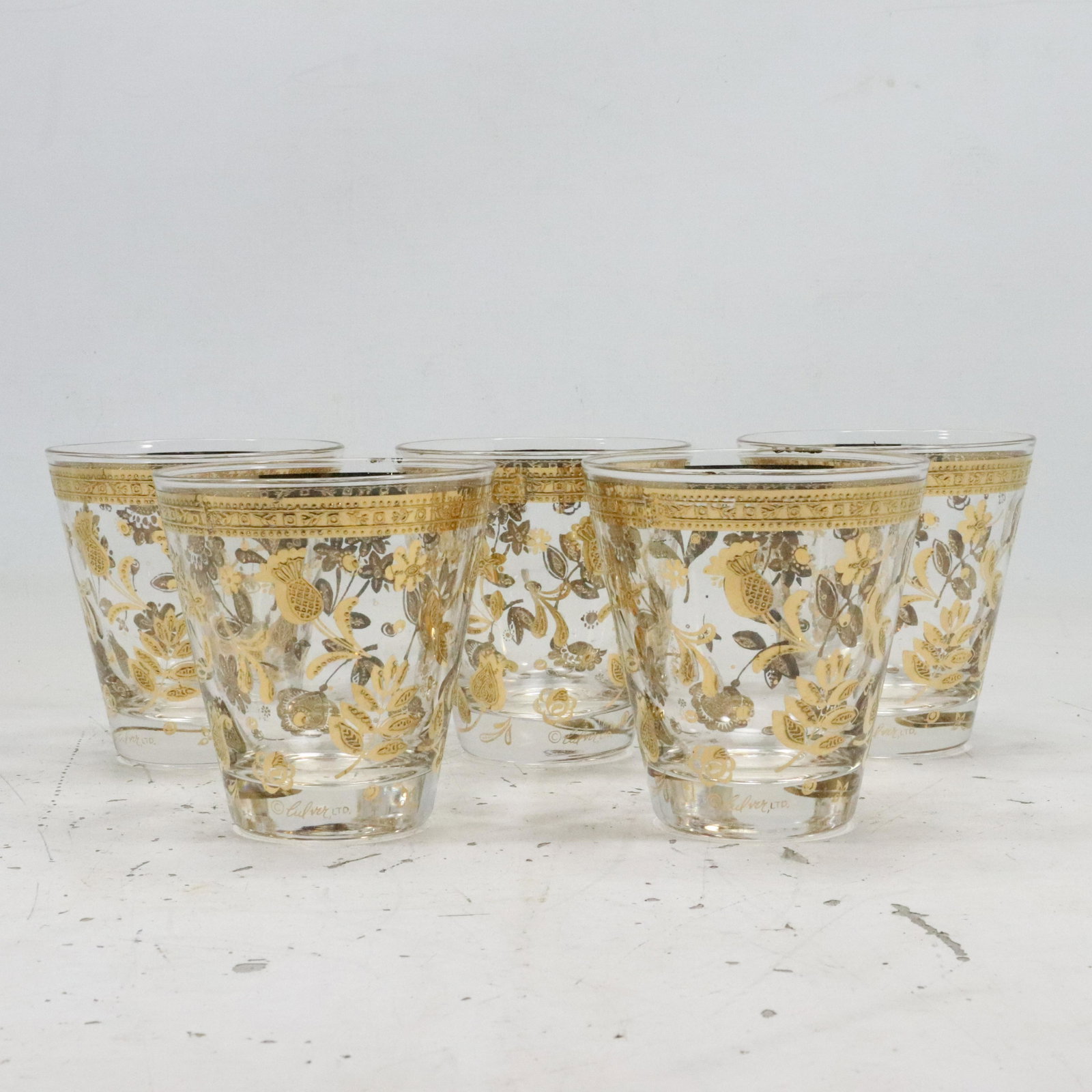 [5] CULVER Mid-Century Gold Decorated Liquor Glasses: [5] CULVER Mid-Century Gold Decorated Liquor Glasses. size: 4.25h 4w