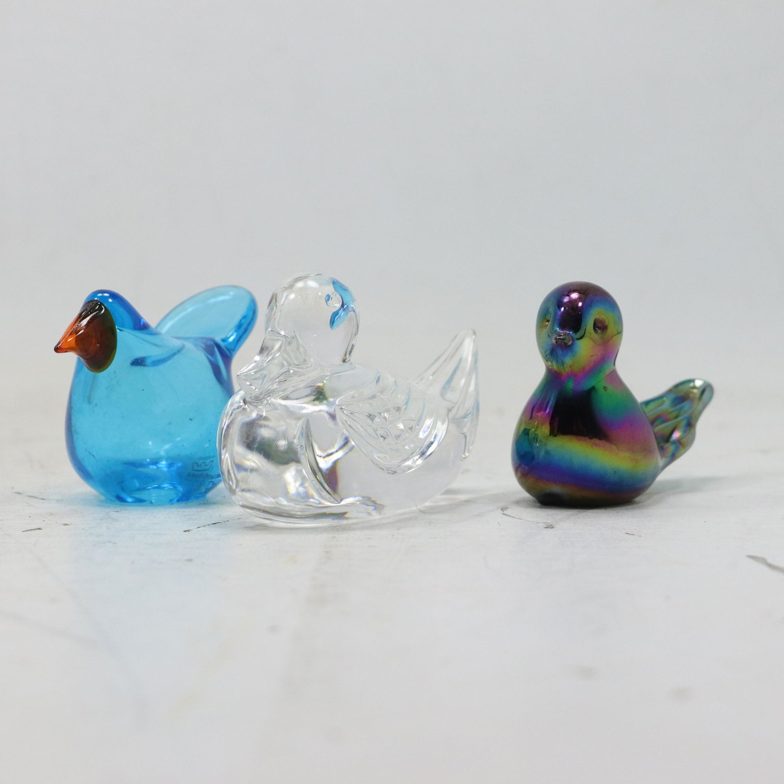 [3] Three Assorted Glass BIRD Figures, [1] Signed Gibson (1 of 10)