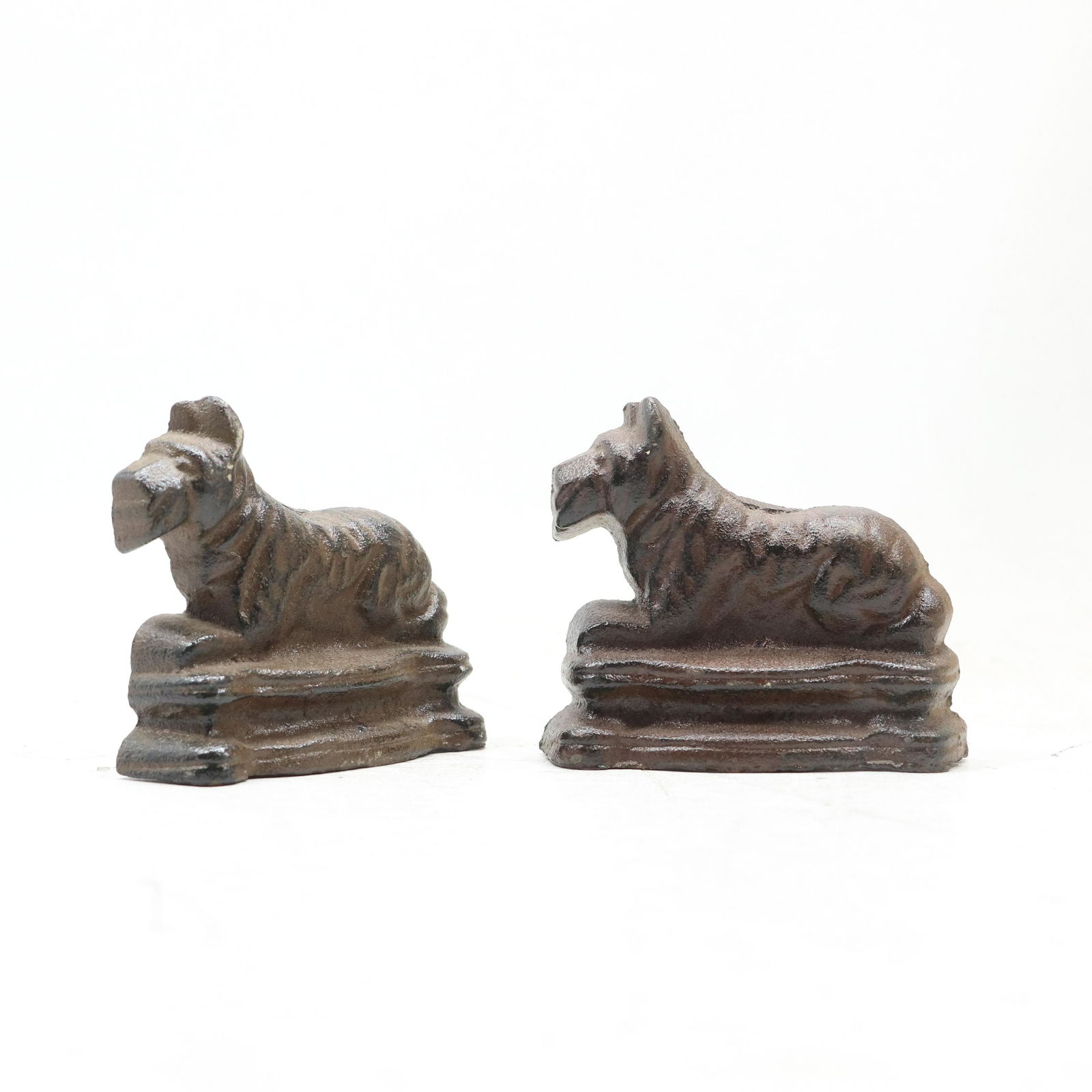 [2] Two Cast Iron Scotty Dog Figure Doorstops (1 of 7)