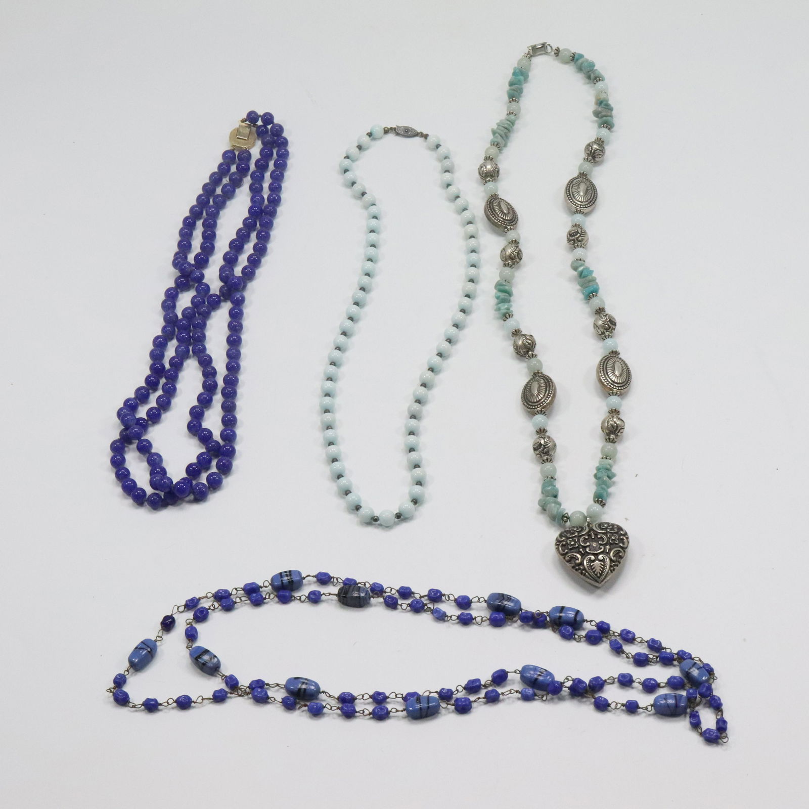 [4] Four Assorted Blue Beads Necklaces sizes 24 in. , 24 in., 28 in., 48 in. (1 of 11)